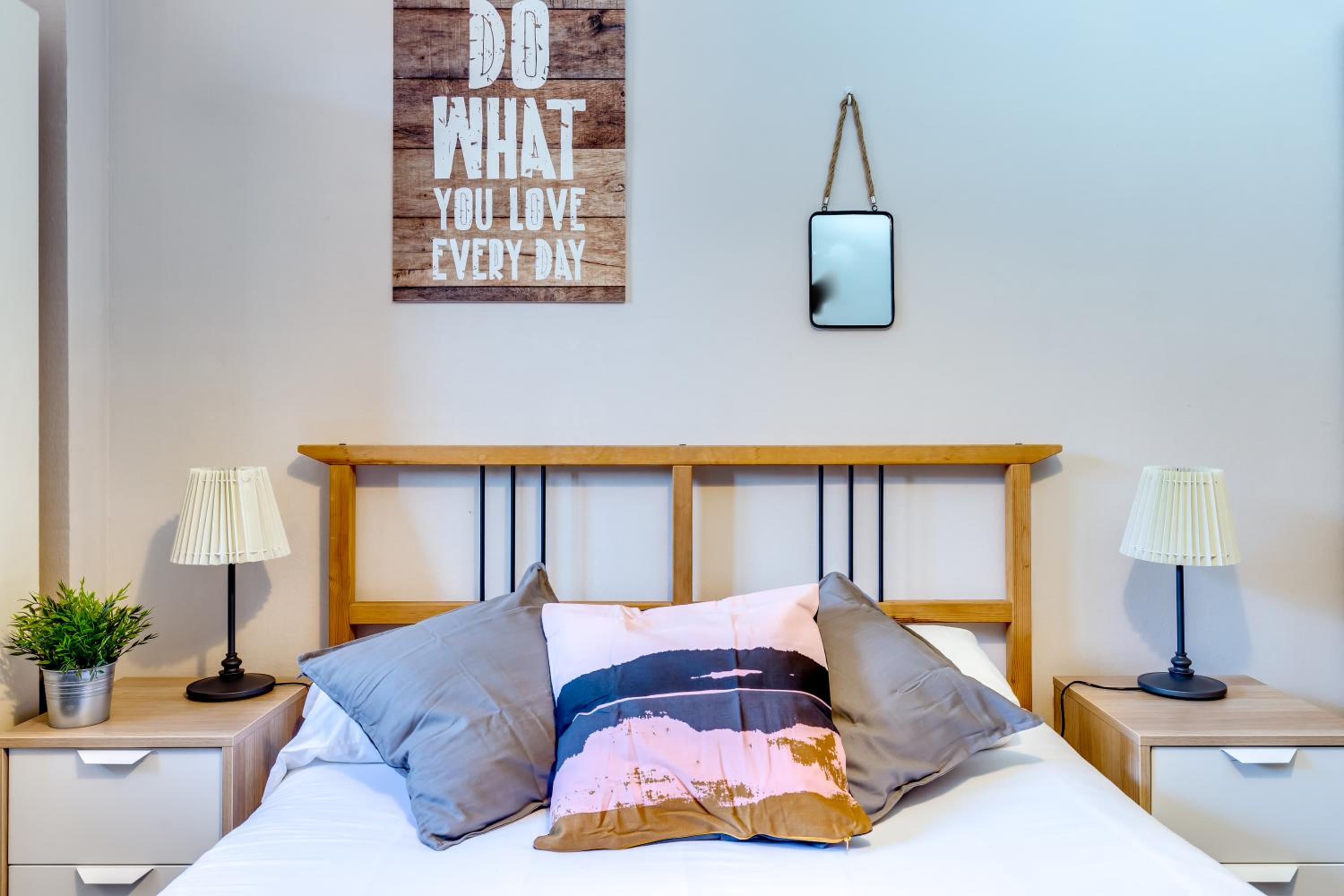 Apartamento con Balcón