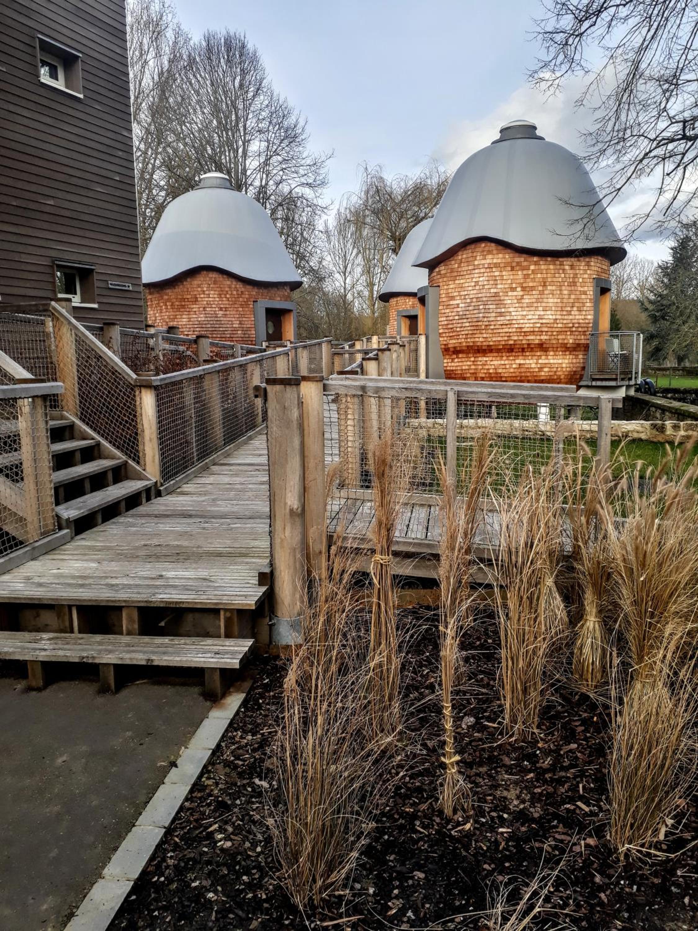 Mushroom Double Room on Pillars
