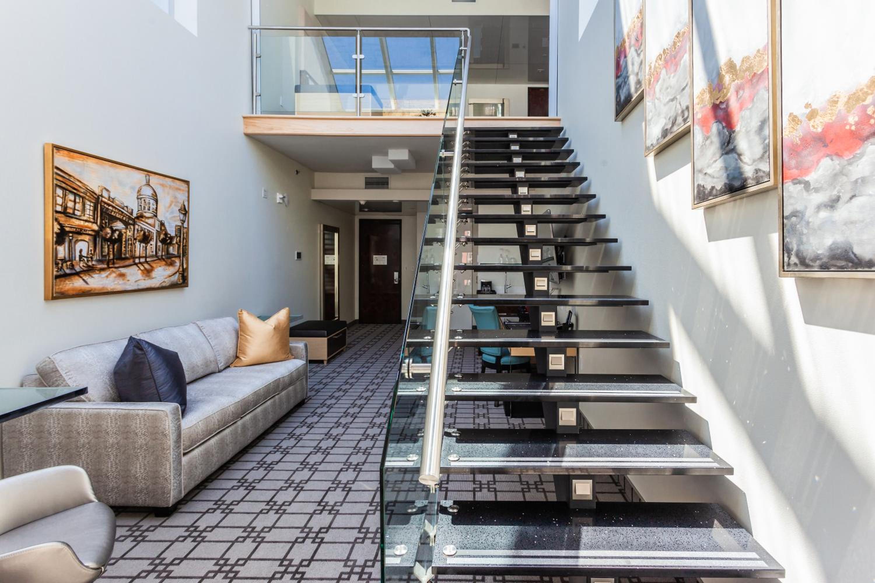 Sky Loft Suite with Terrace