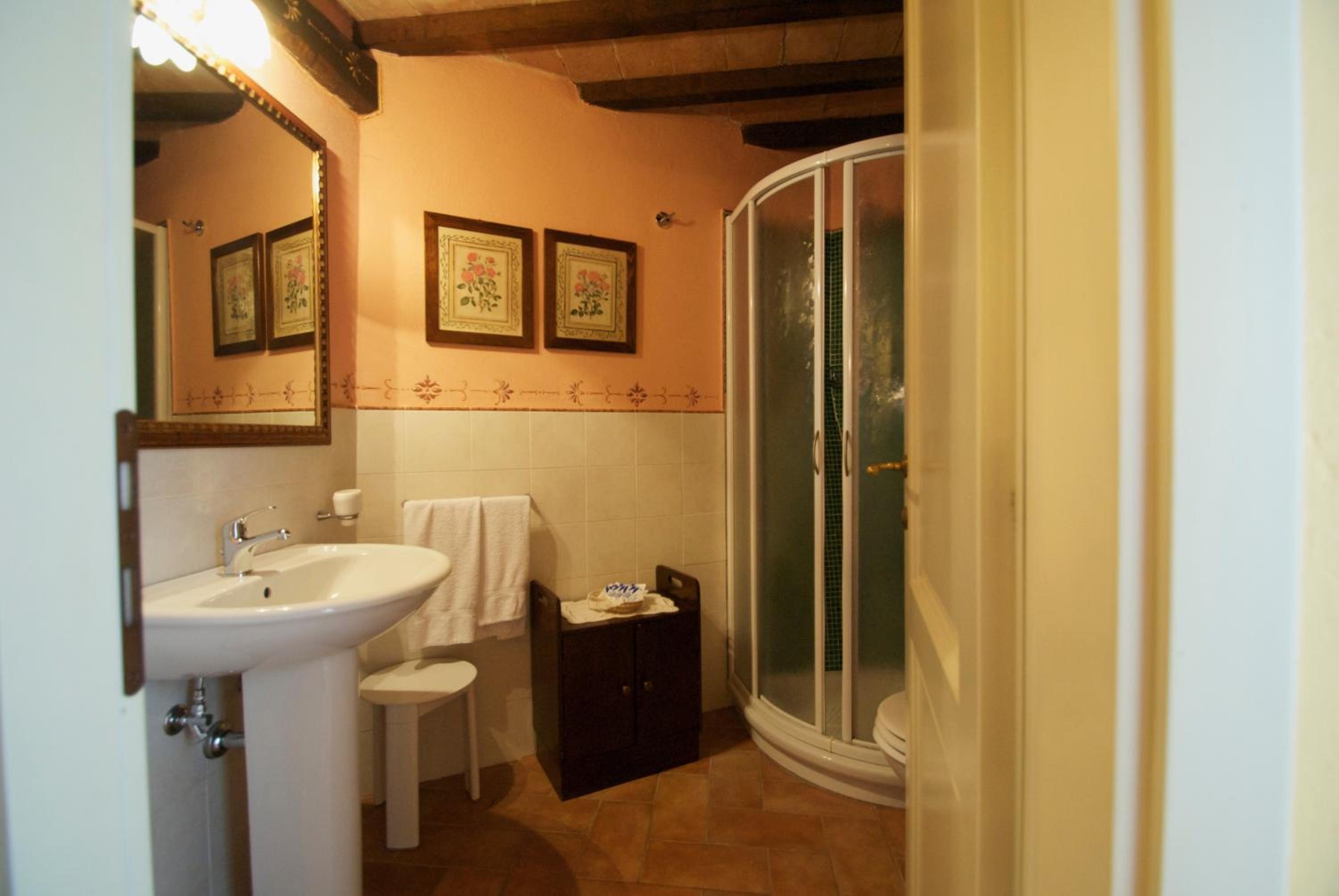 Junior Suite with Park View - Photo 15