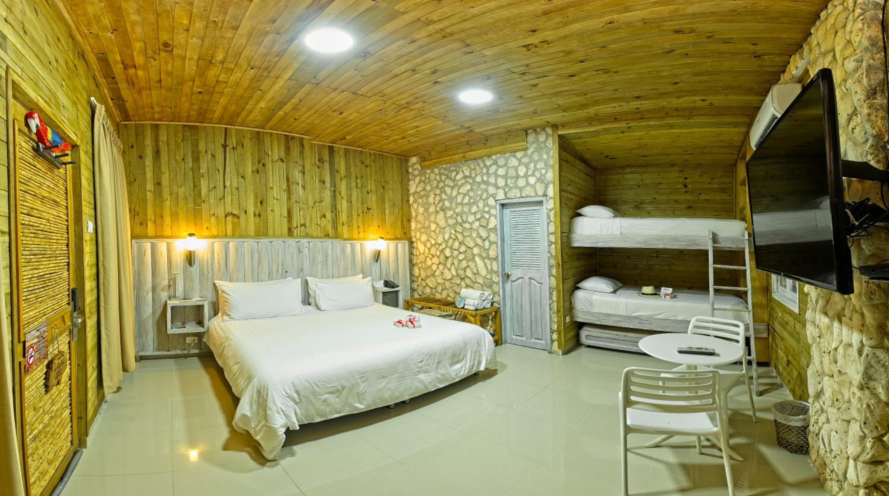 Standard Room photo 2