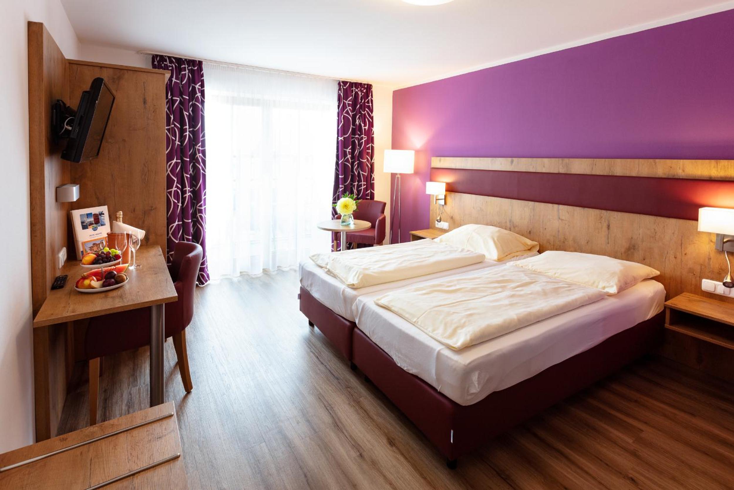 Double Room - Photo 2