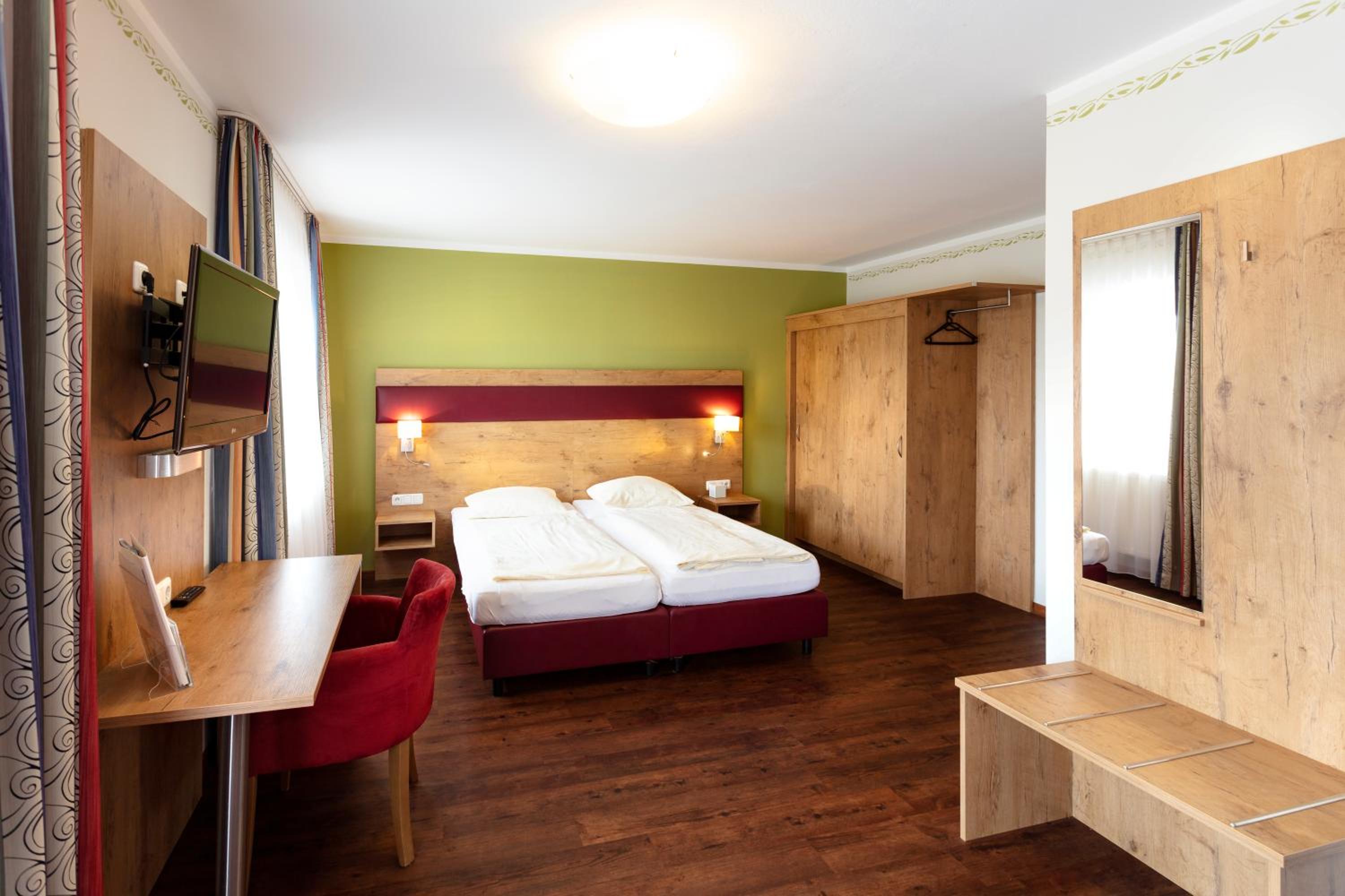 Double Room - Photo 1