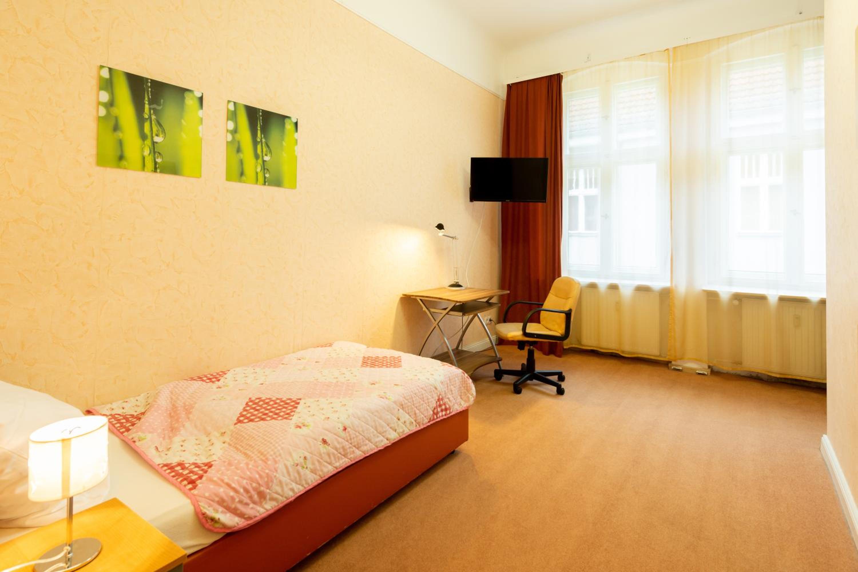 Single Room photo 1