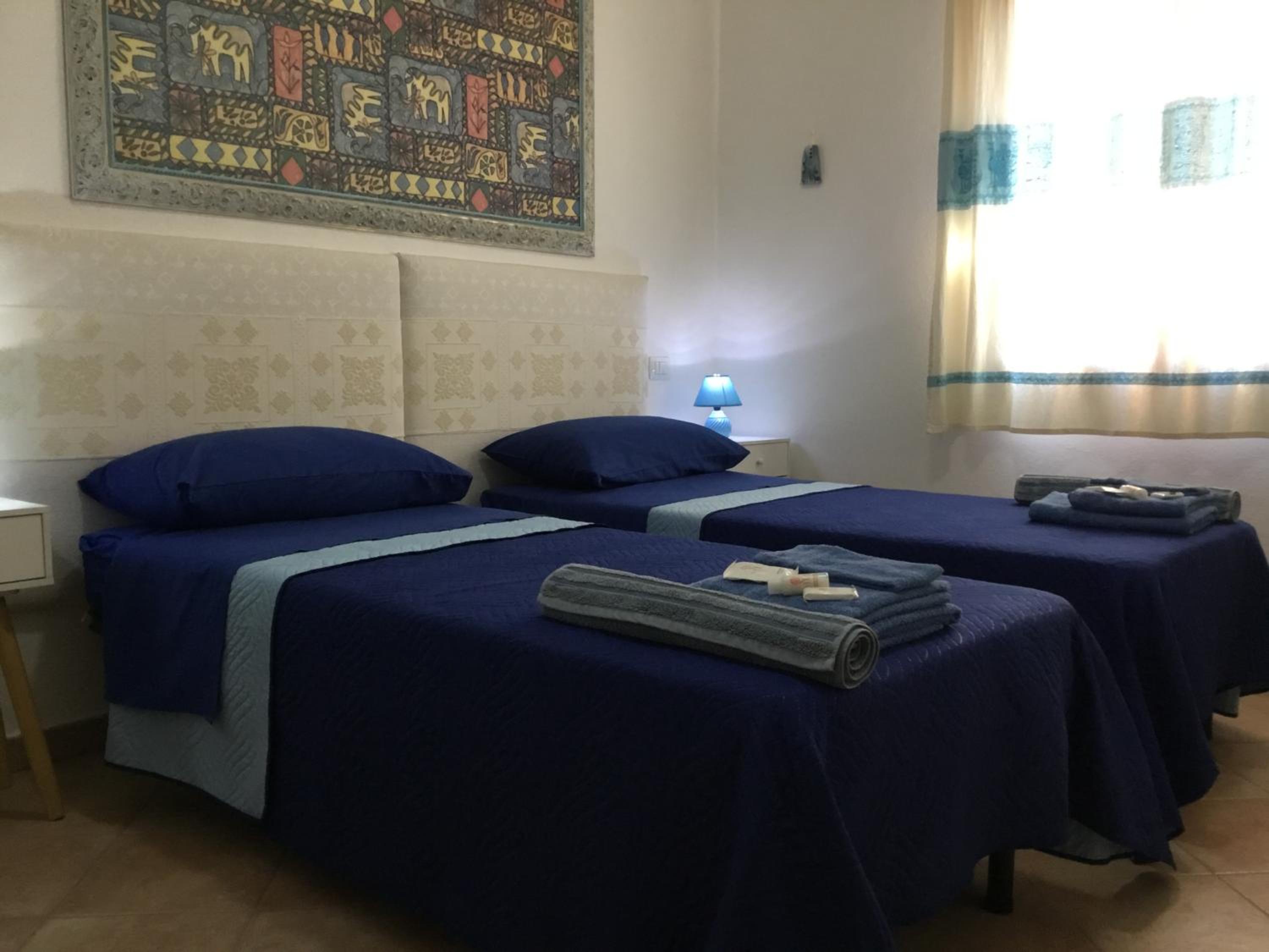 Double or Twin Room with Shared Bathroom photo 1