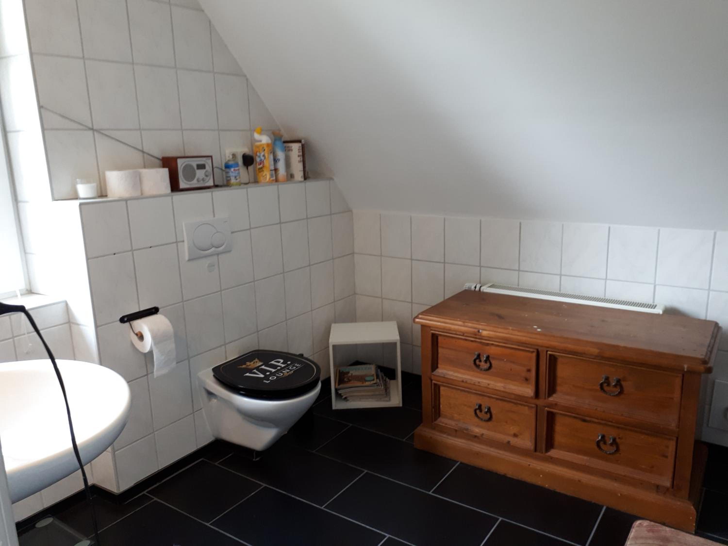 Two-Bedroom Suite - Photo 10