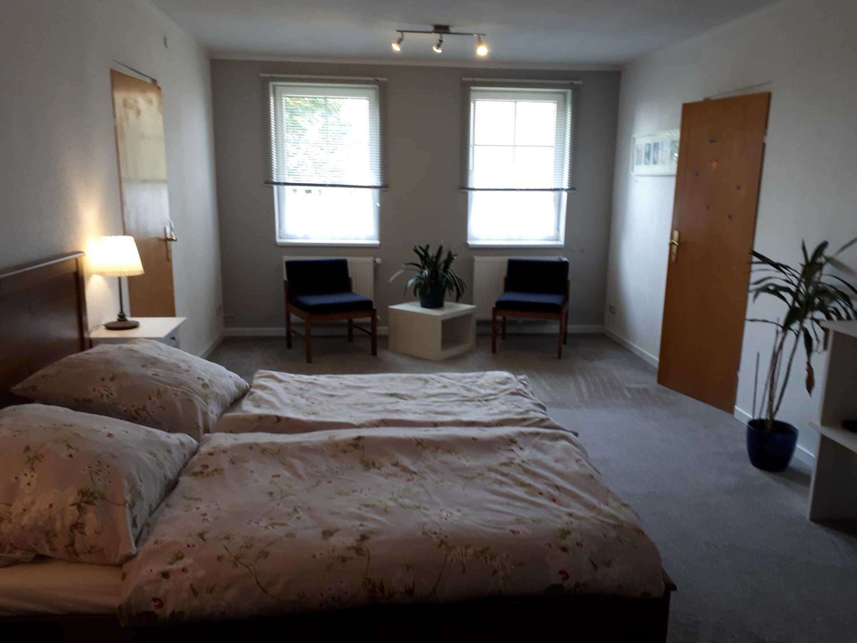 Two-Bedroom Suite - Photo 2