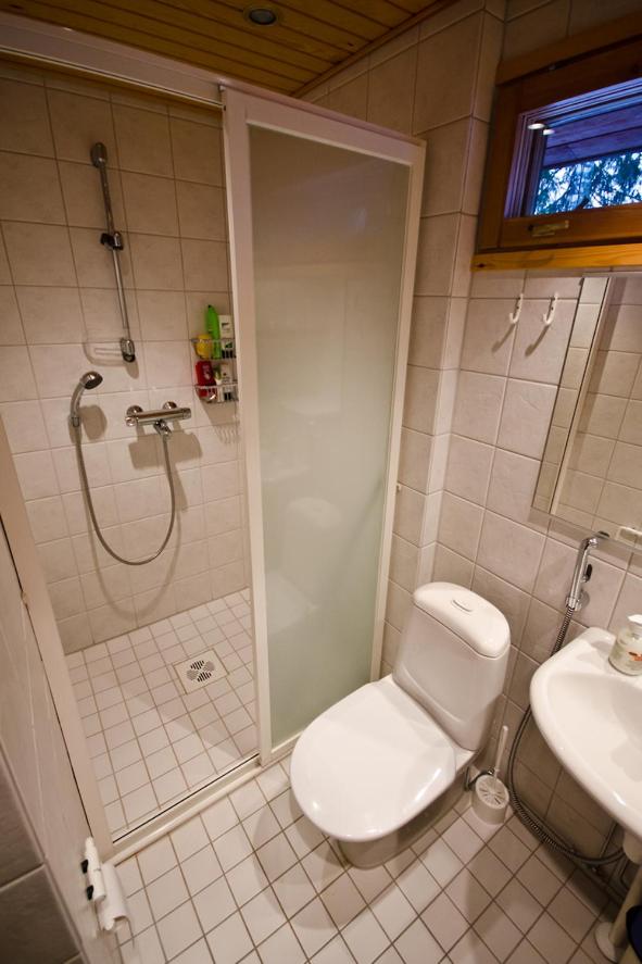Two-Bedroom Apartment - Photo 16