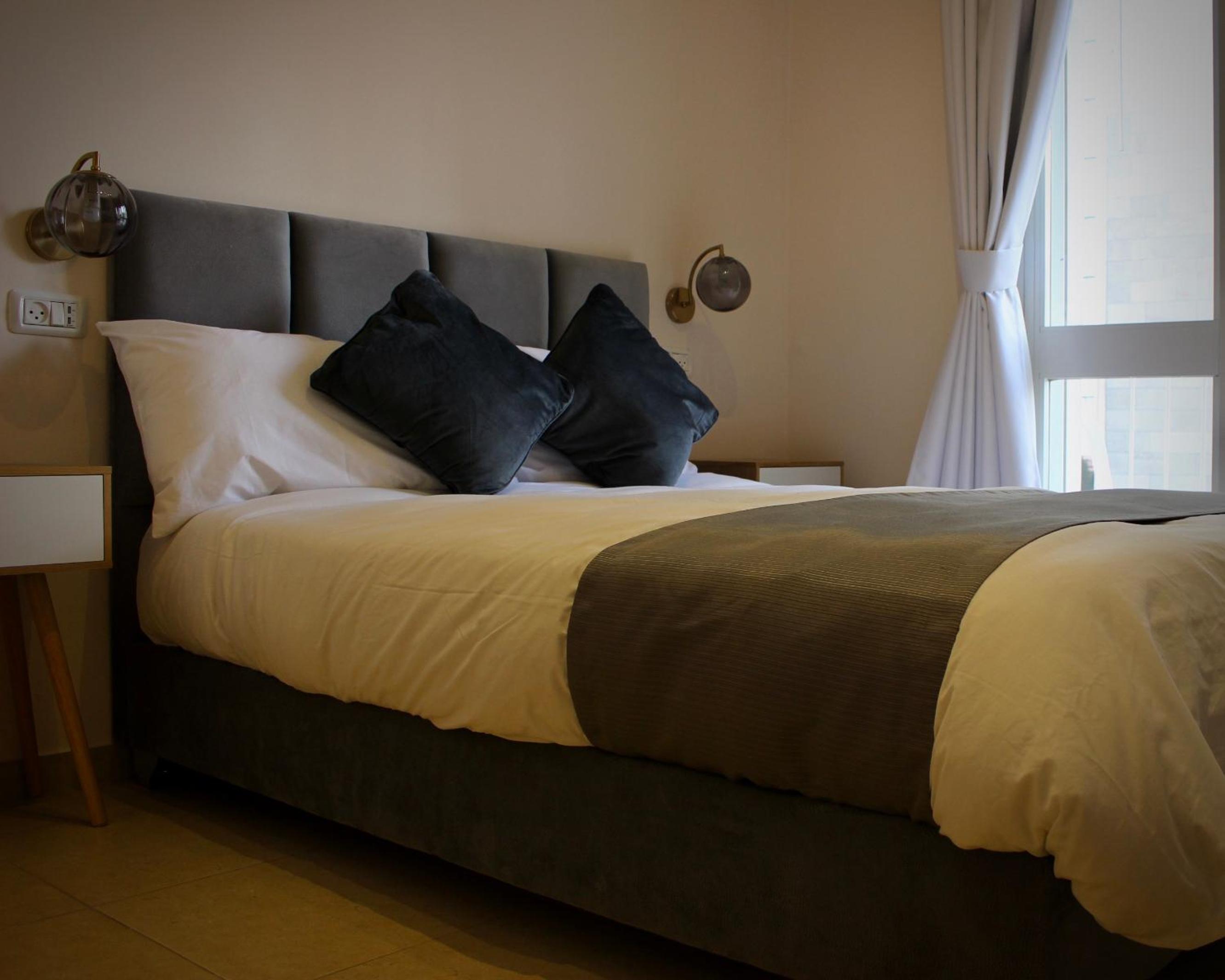 Double Room with Private External Bathroom photo 1