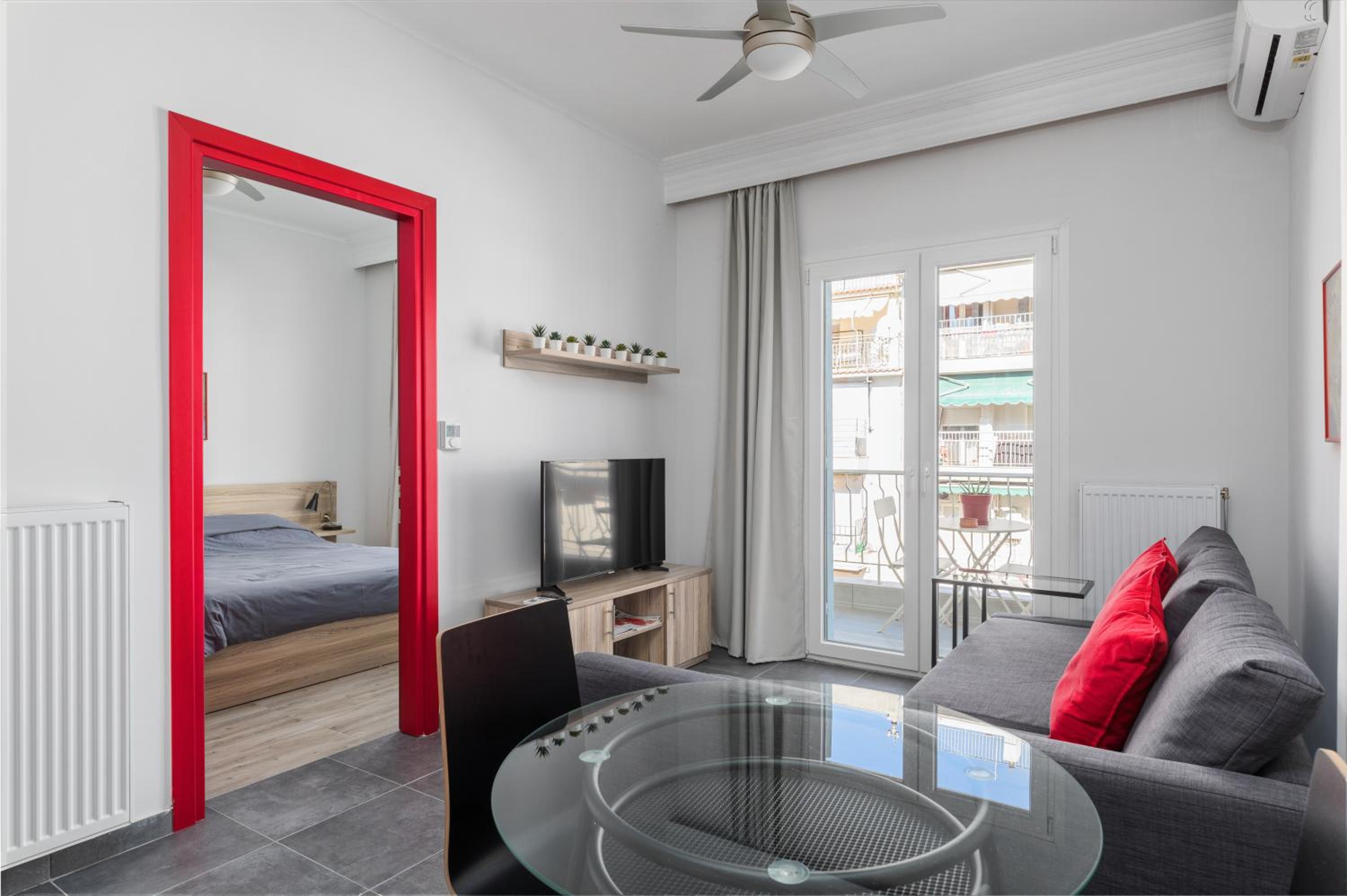 One-Bedroom Apartment