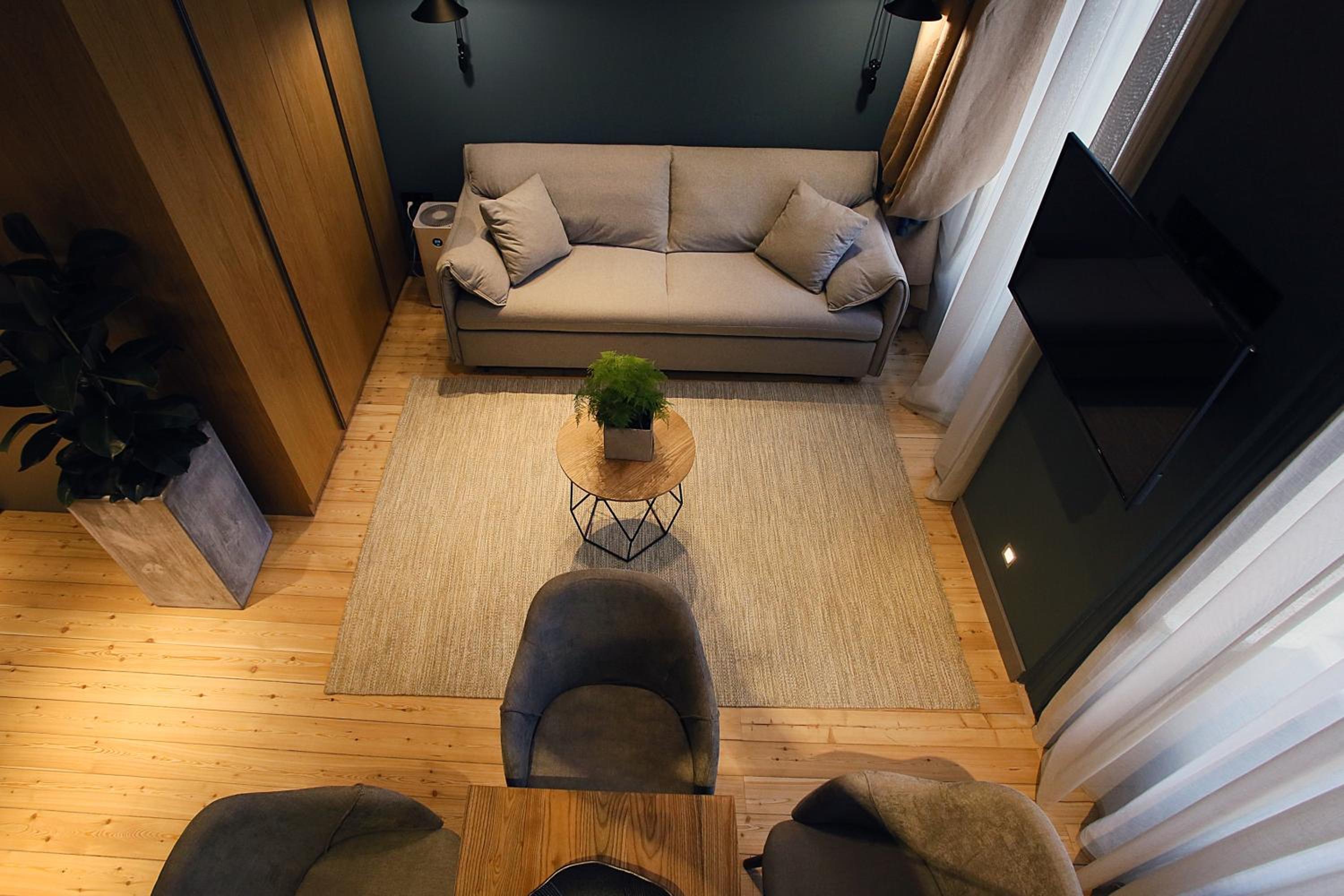 Studio - Split Level - Photo 31