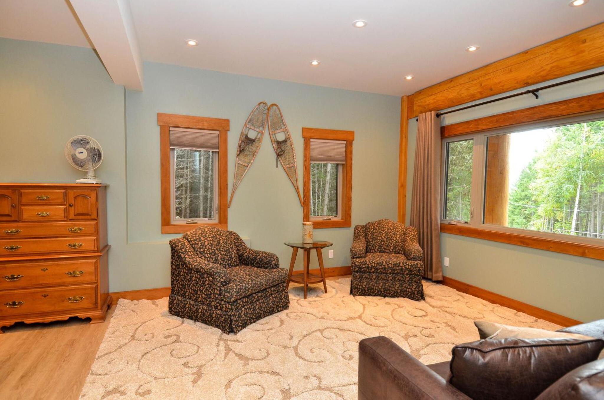 Deluxe King Room photo 1