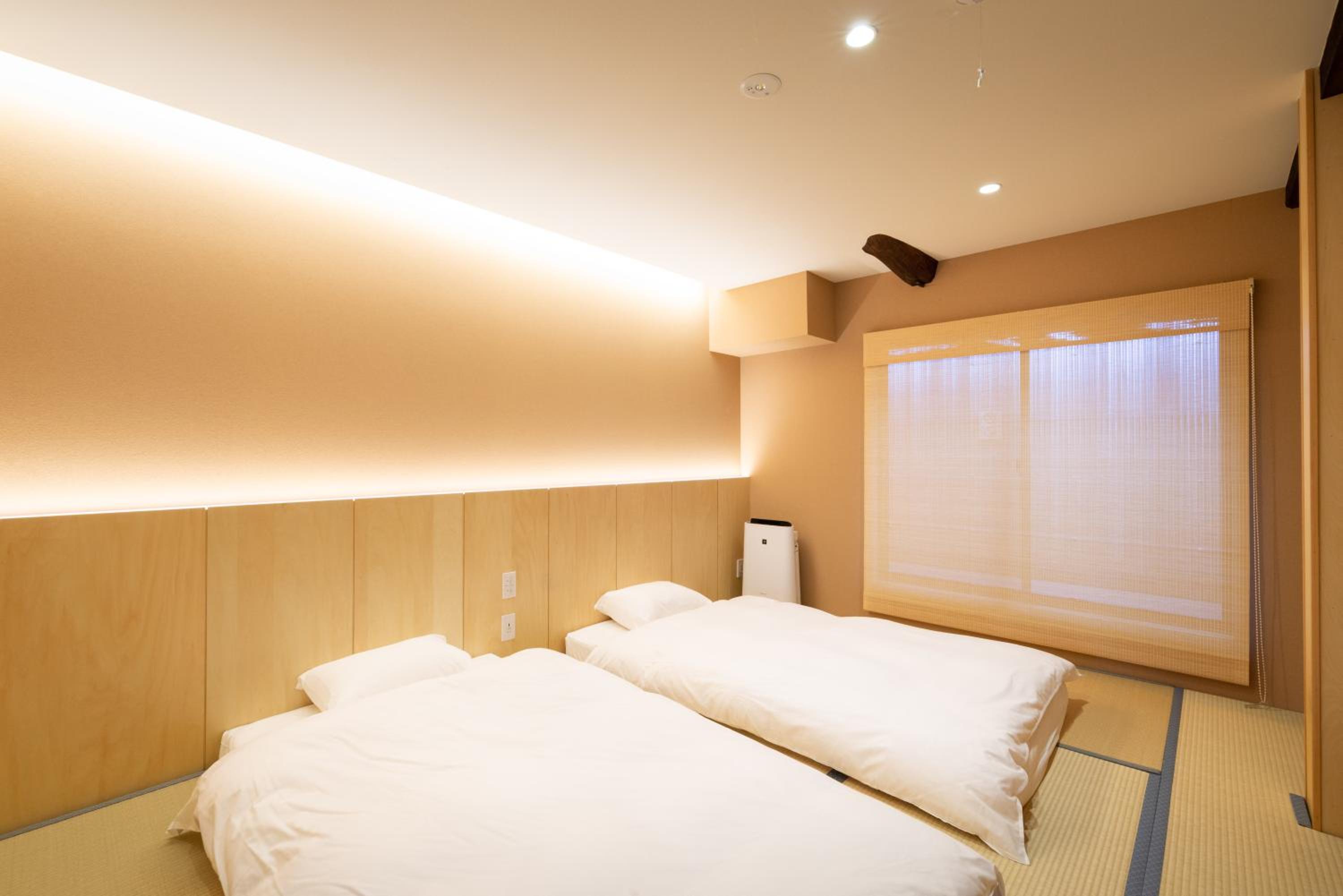 One-Bedroom Apartment - Photo 6