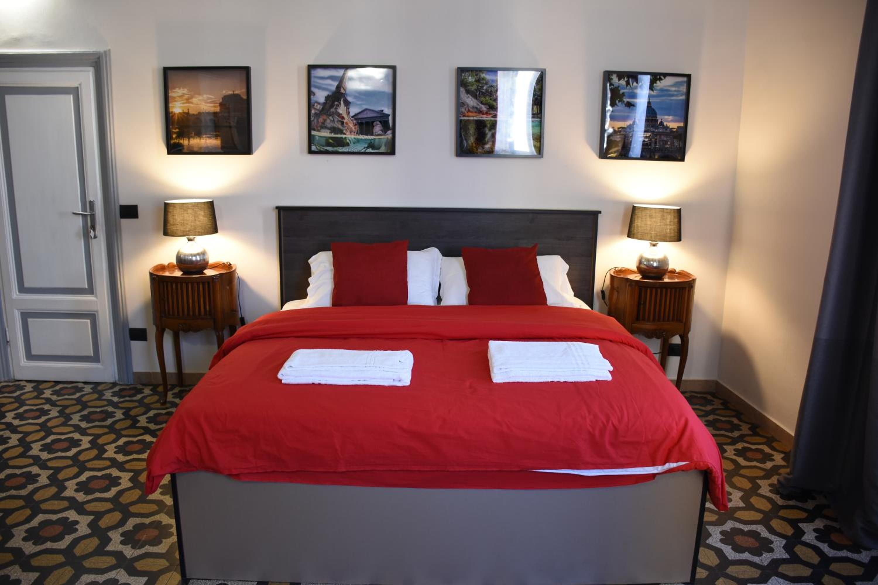 Superior King Room photo 3