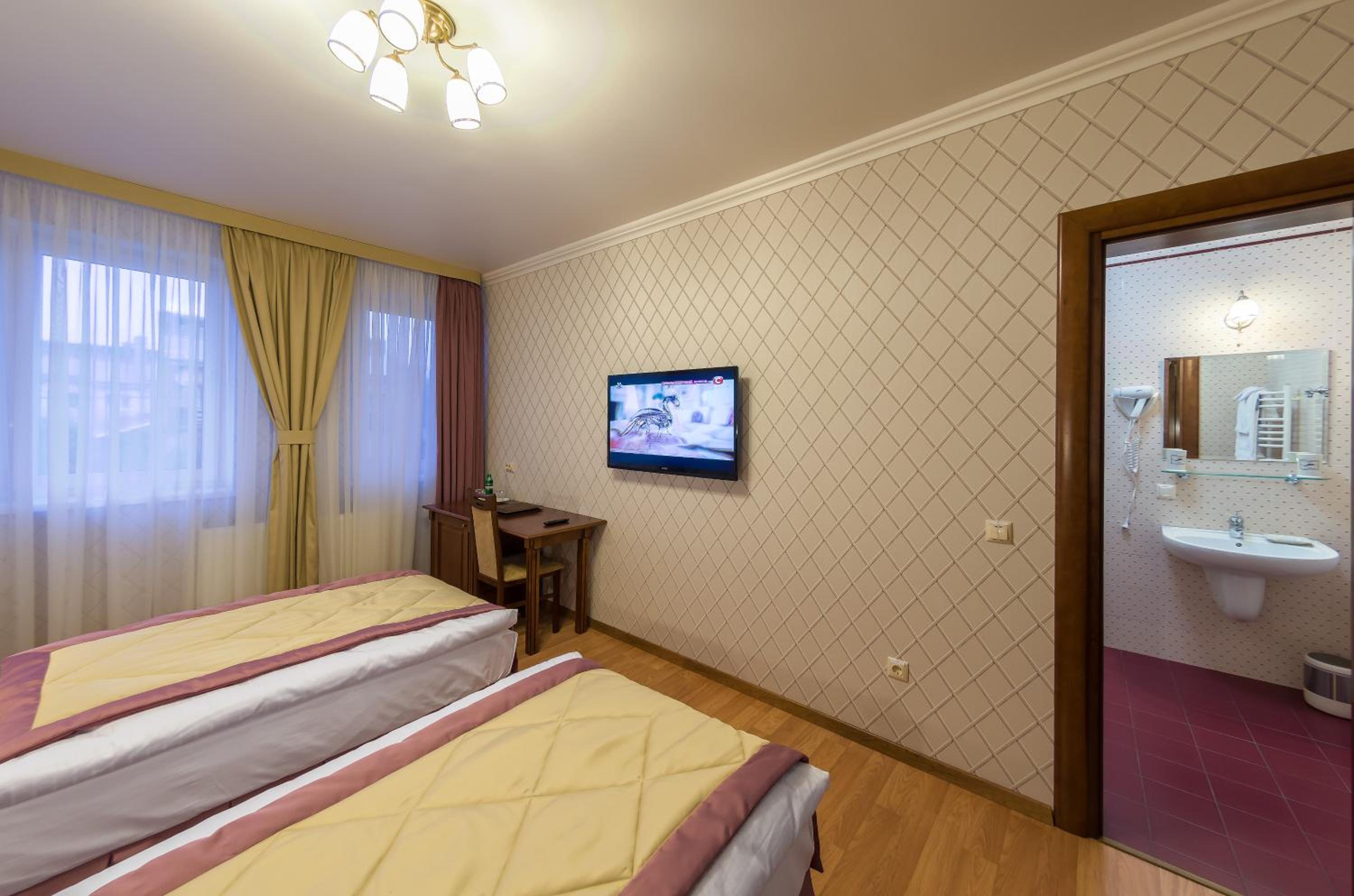 Economy Double or Twin Room photo 1