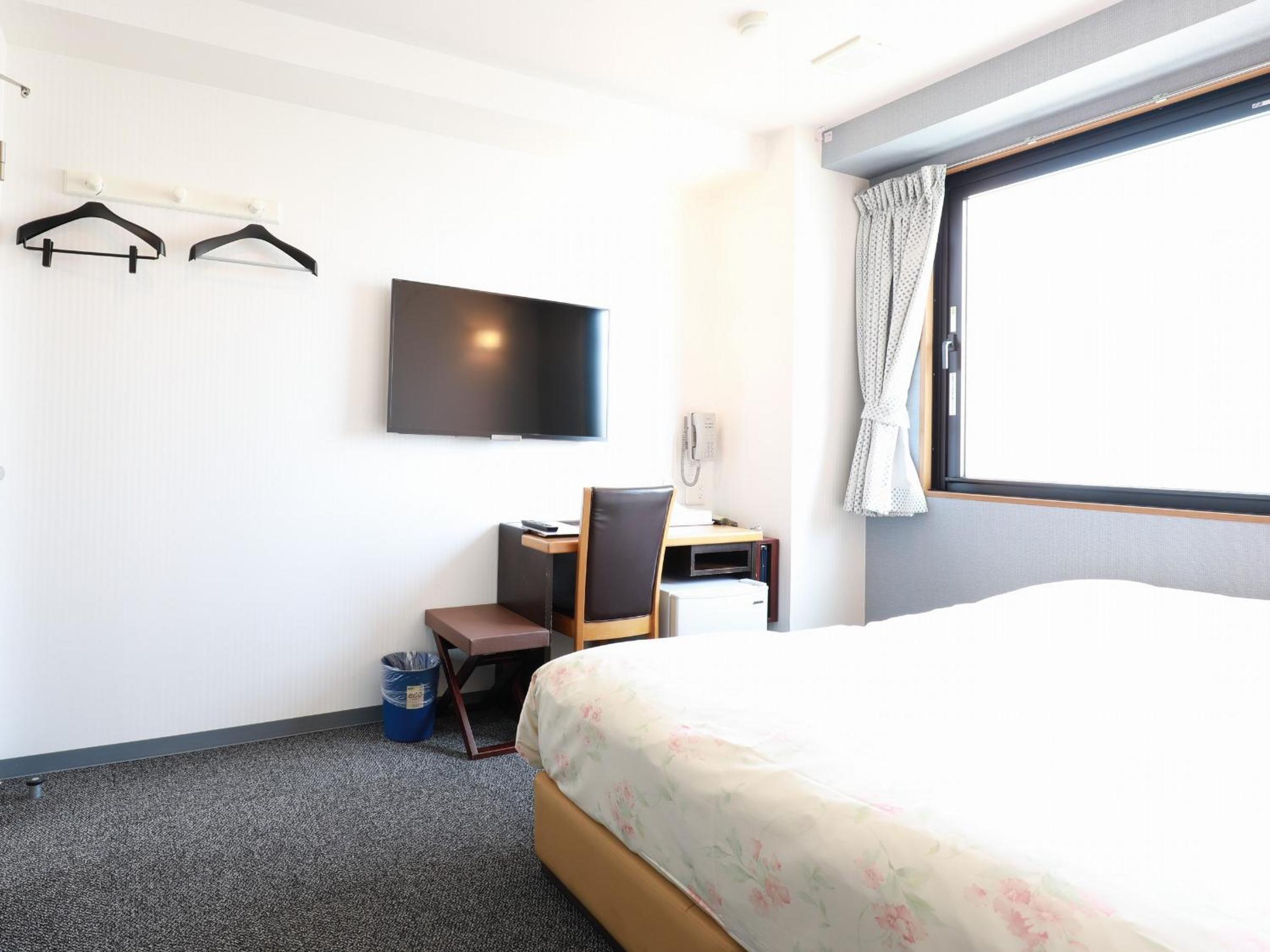 Double Room - Photo 11