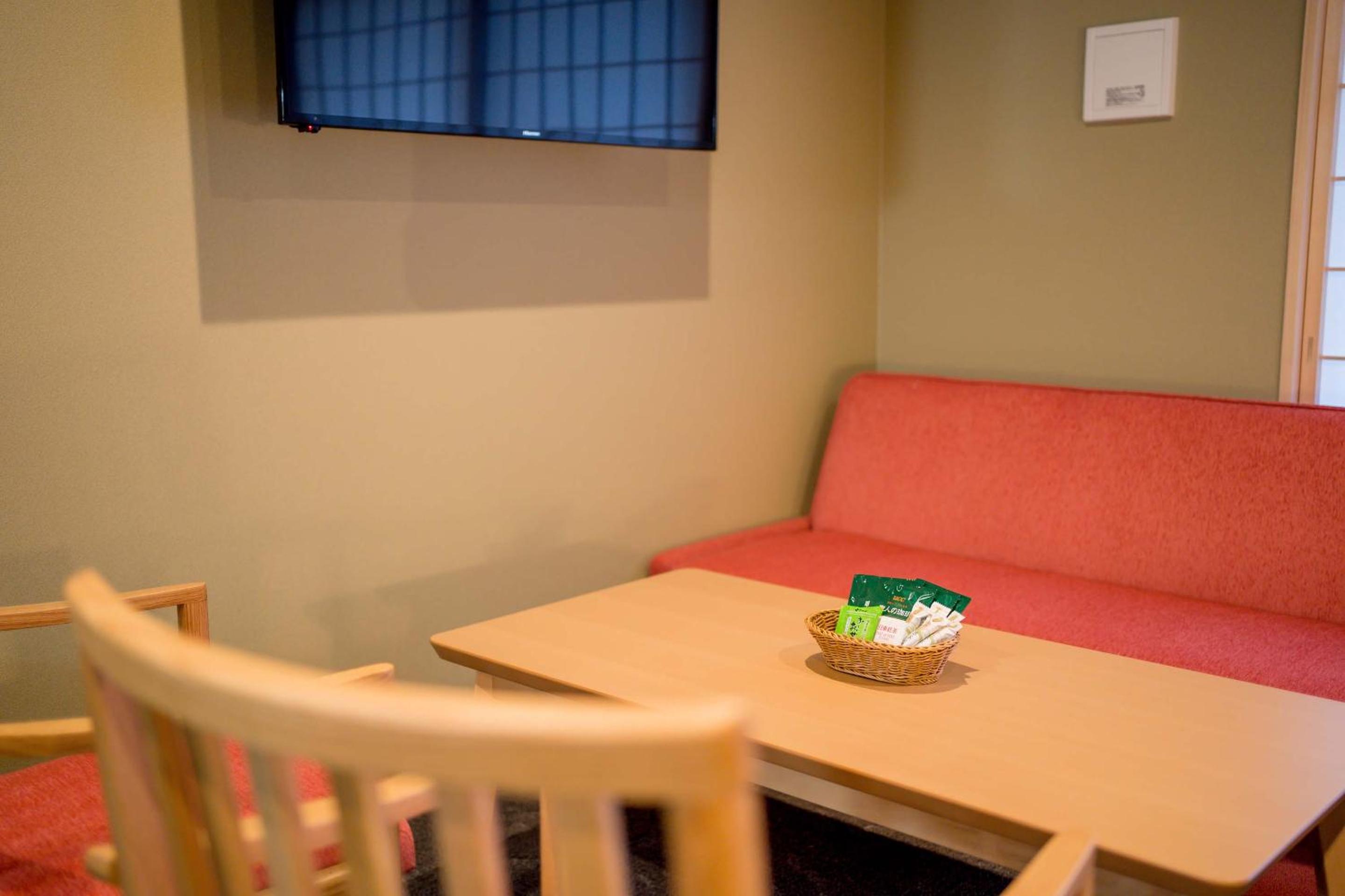 Standard Family Room - Photo 12