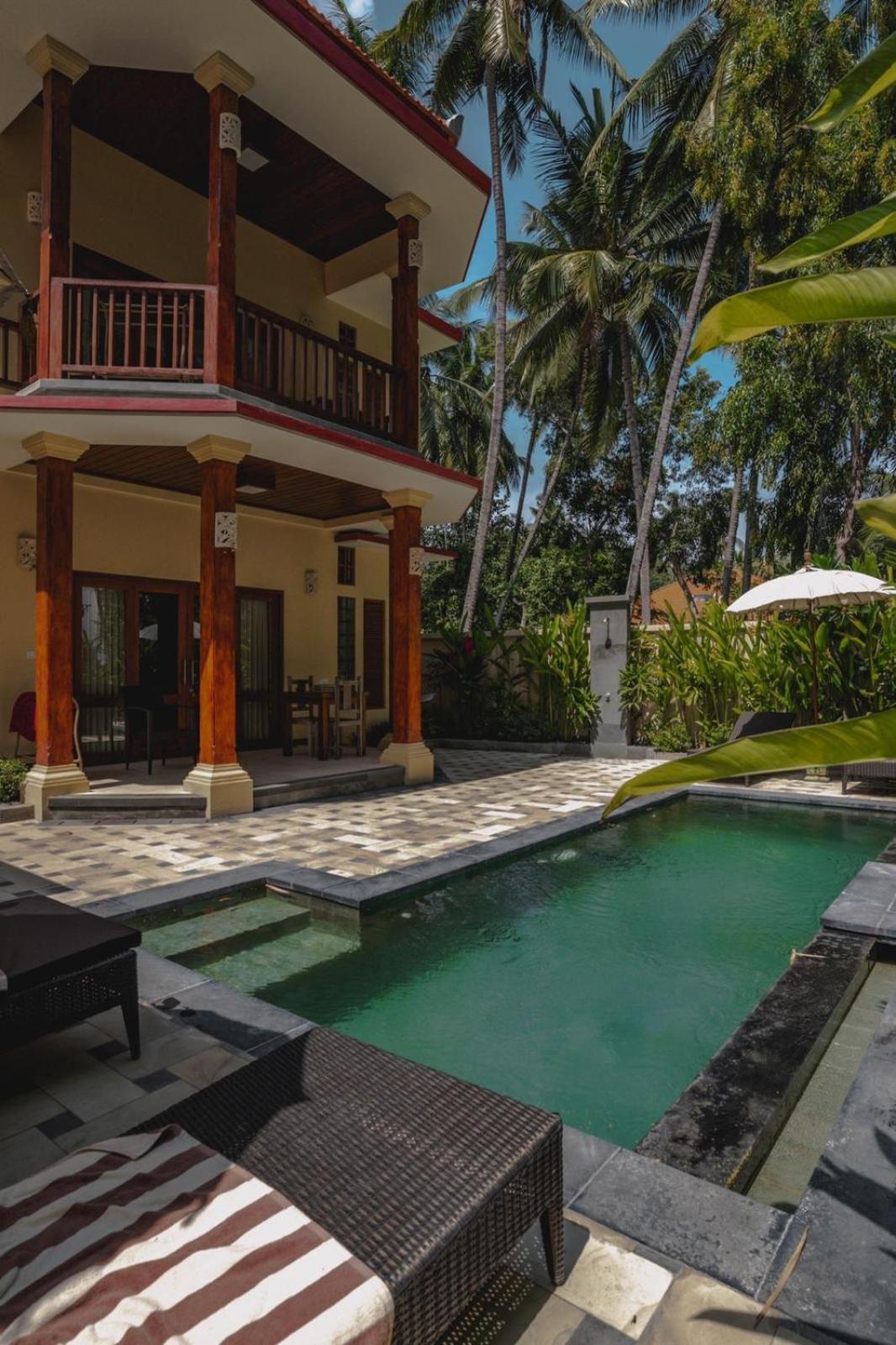Villa with Private Pool - Photo 34