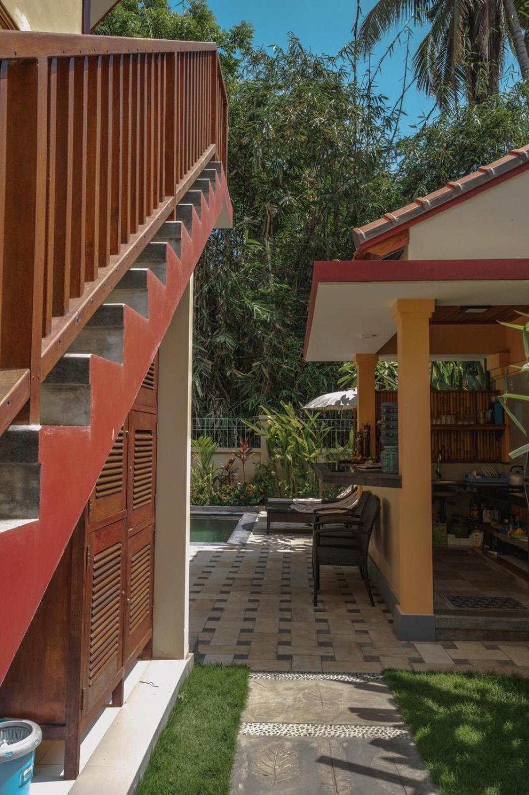Villa with Private Pool - Photo 33