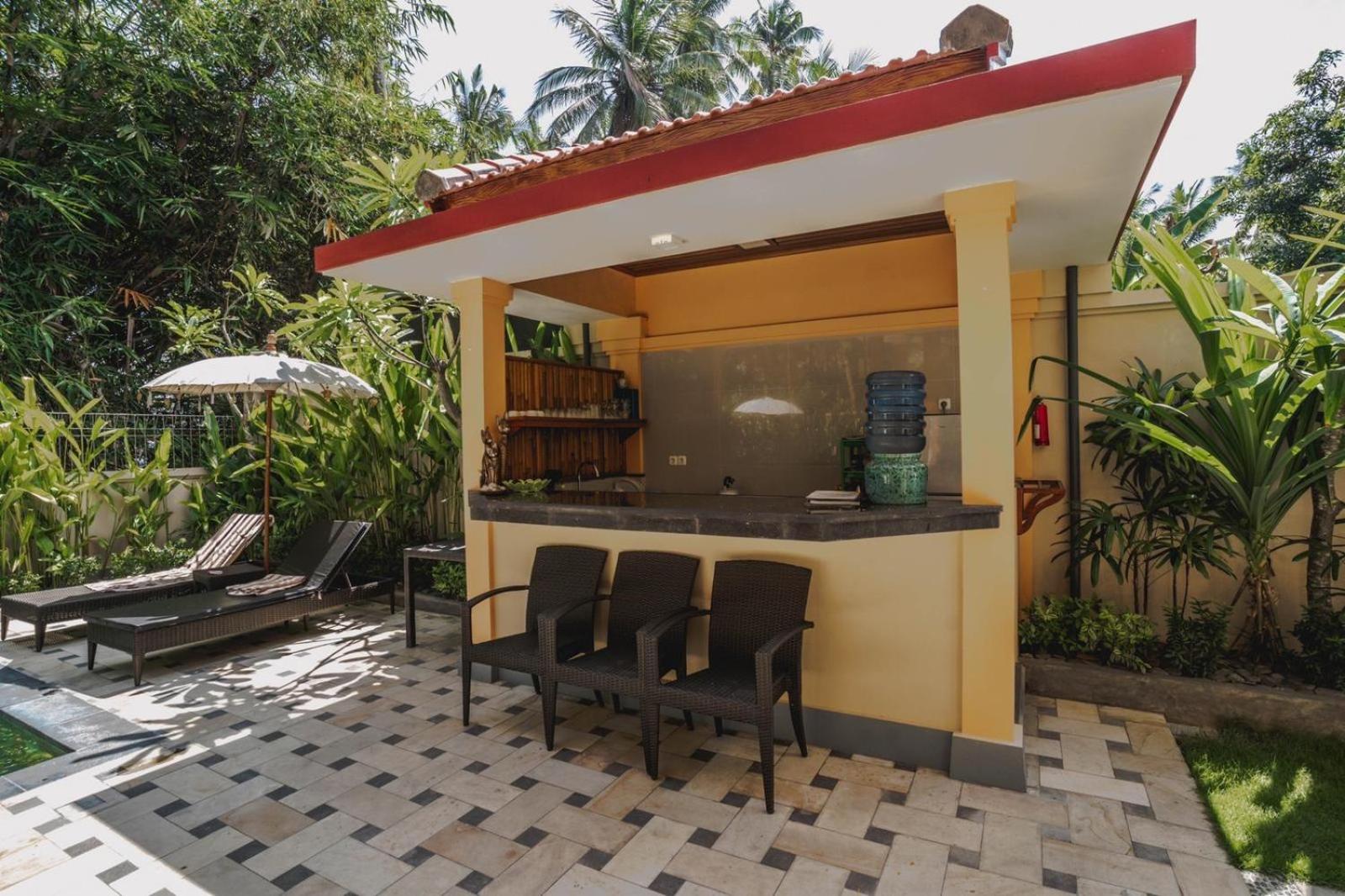 Villa with Private Pool - Photo 81