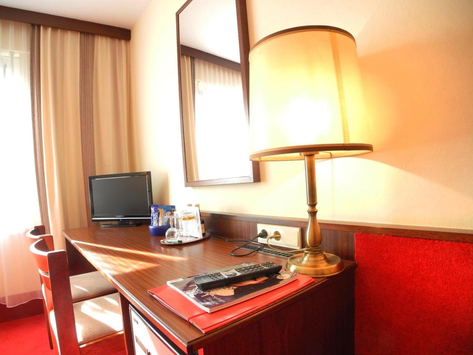 Standard Twin Room photo 1