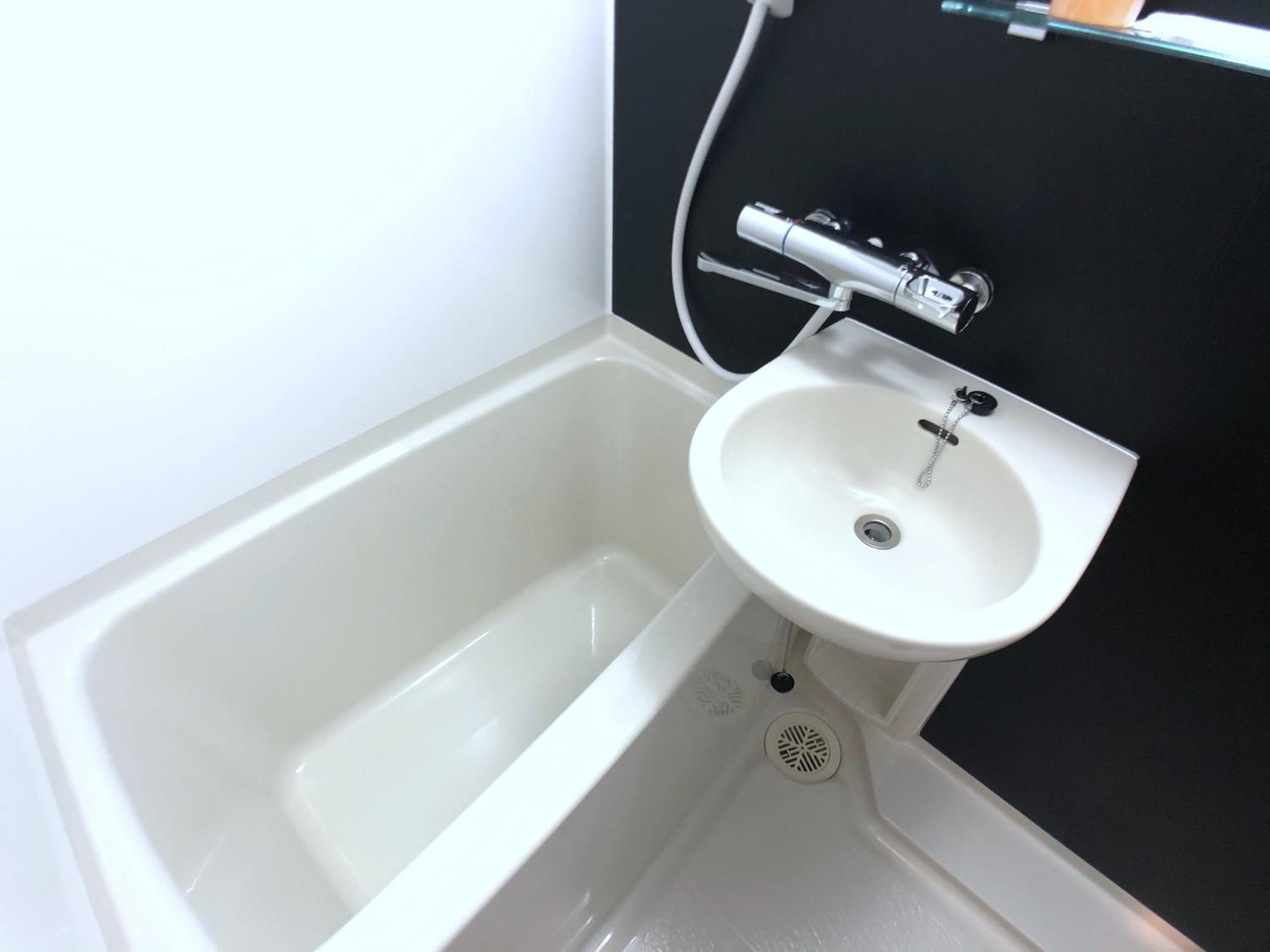 Double Room - Photo 10