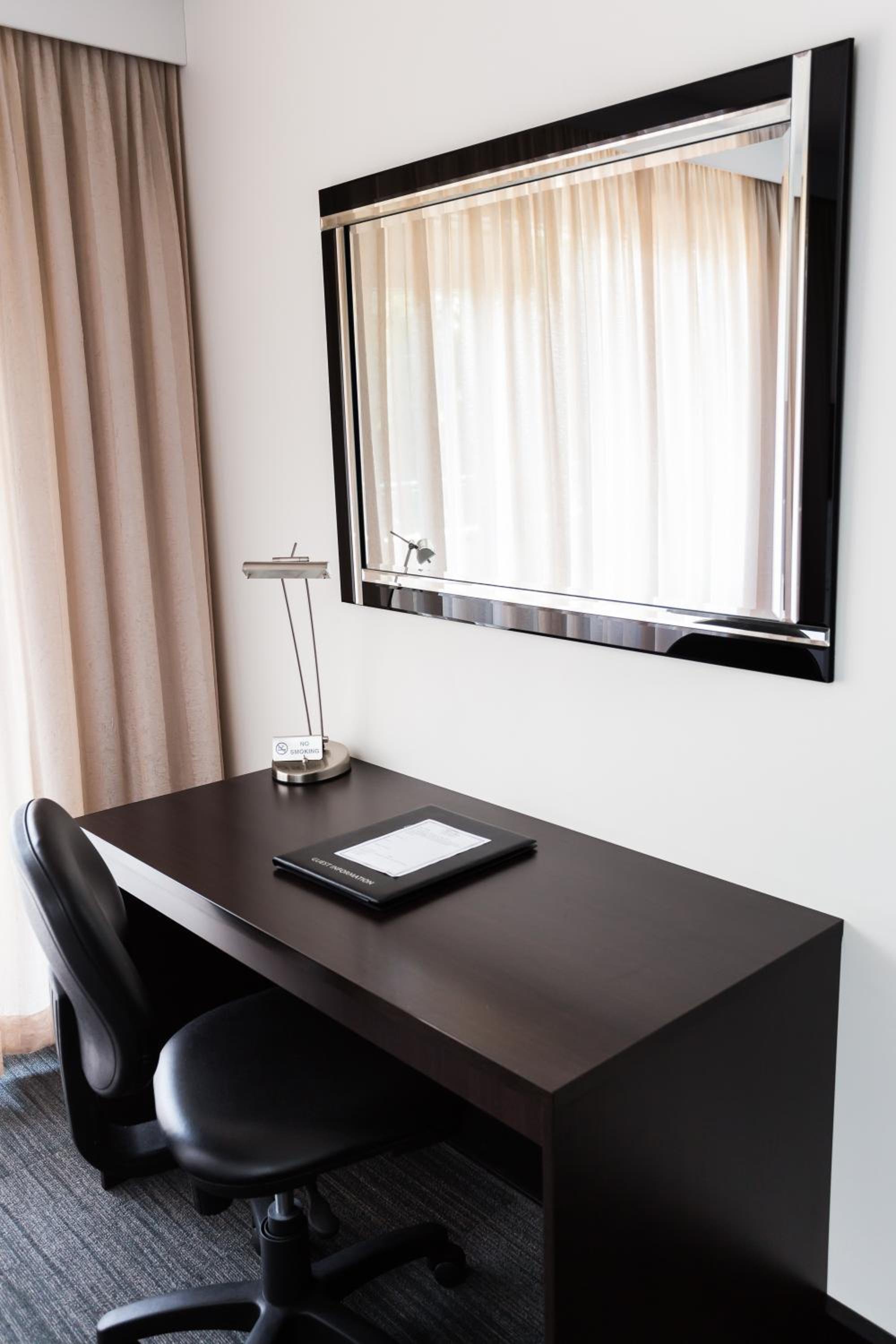 Deluxe Double Studio - Photo 11