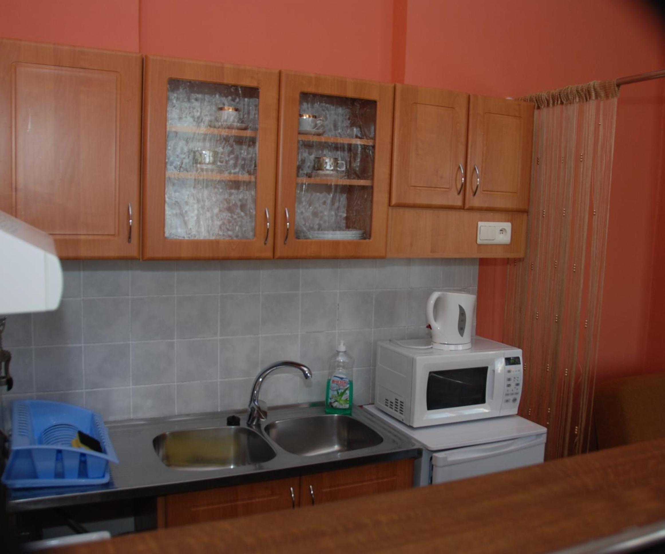 Deluxe Two-Bedroom Apartment (4 Adults) - Photo 4
