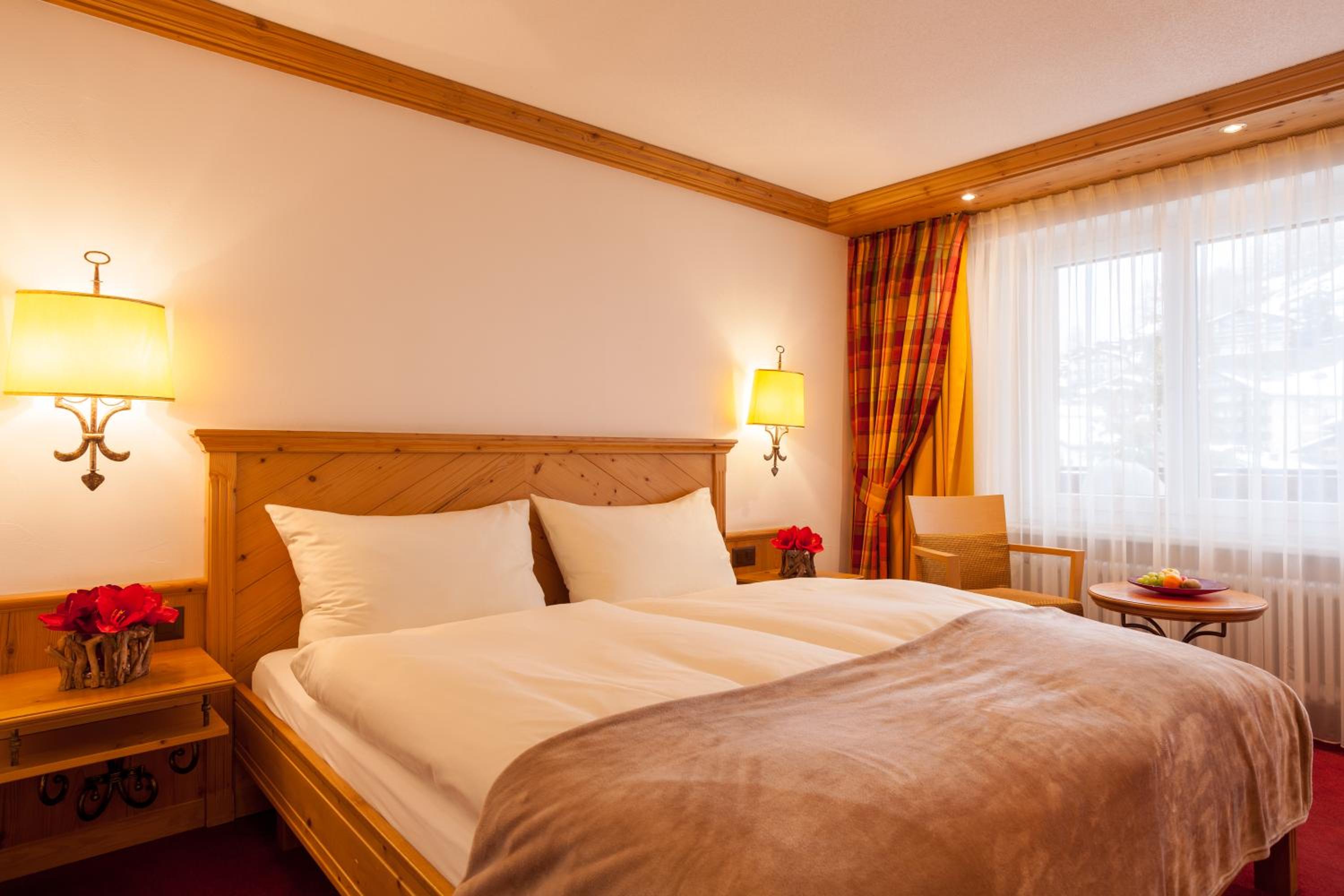 Standard Double Room with Balcony - Photo 6