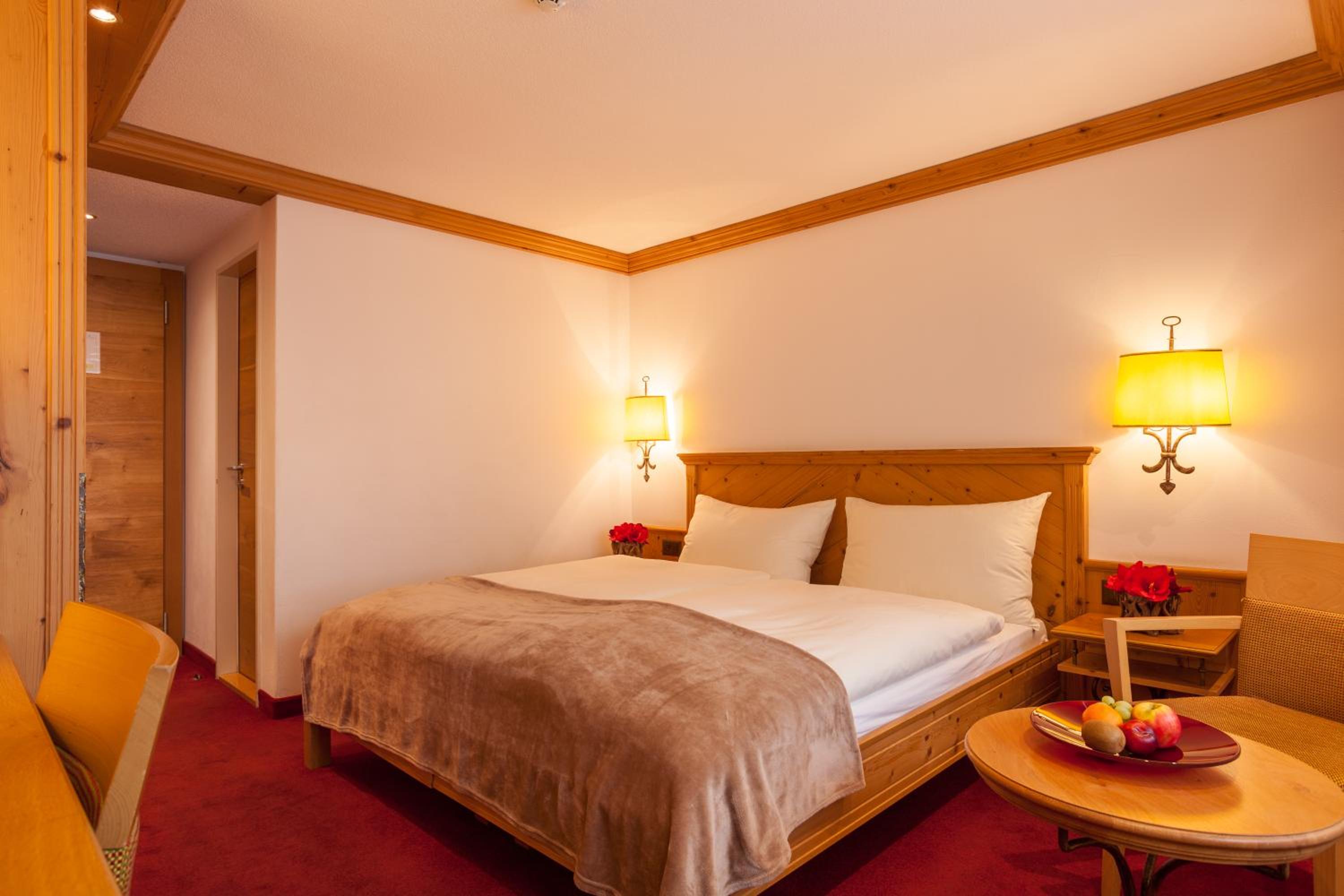 Standard Double Room with Balcony - Photo 5