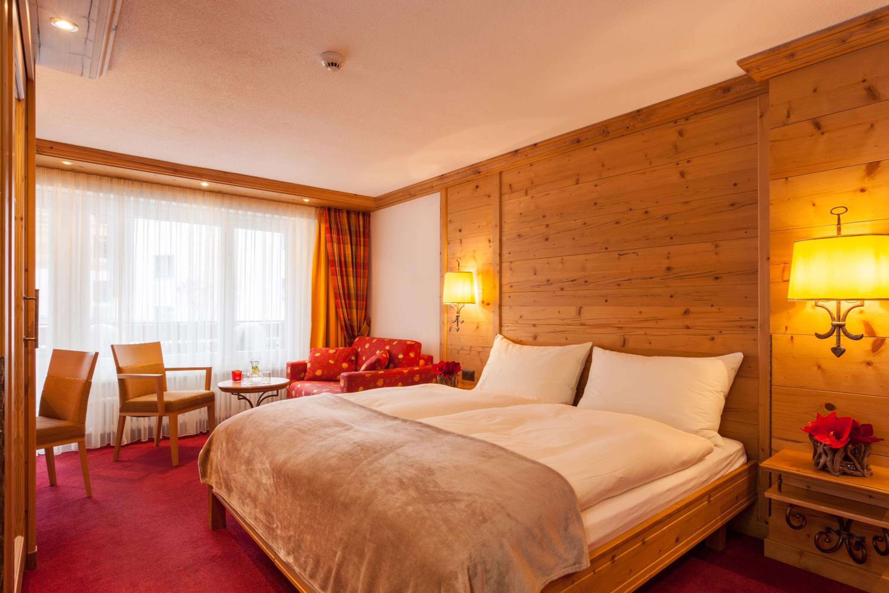 Superior Double Room with Balcony - Photo 5