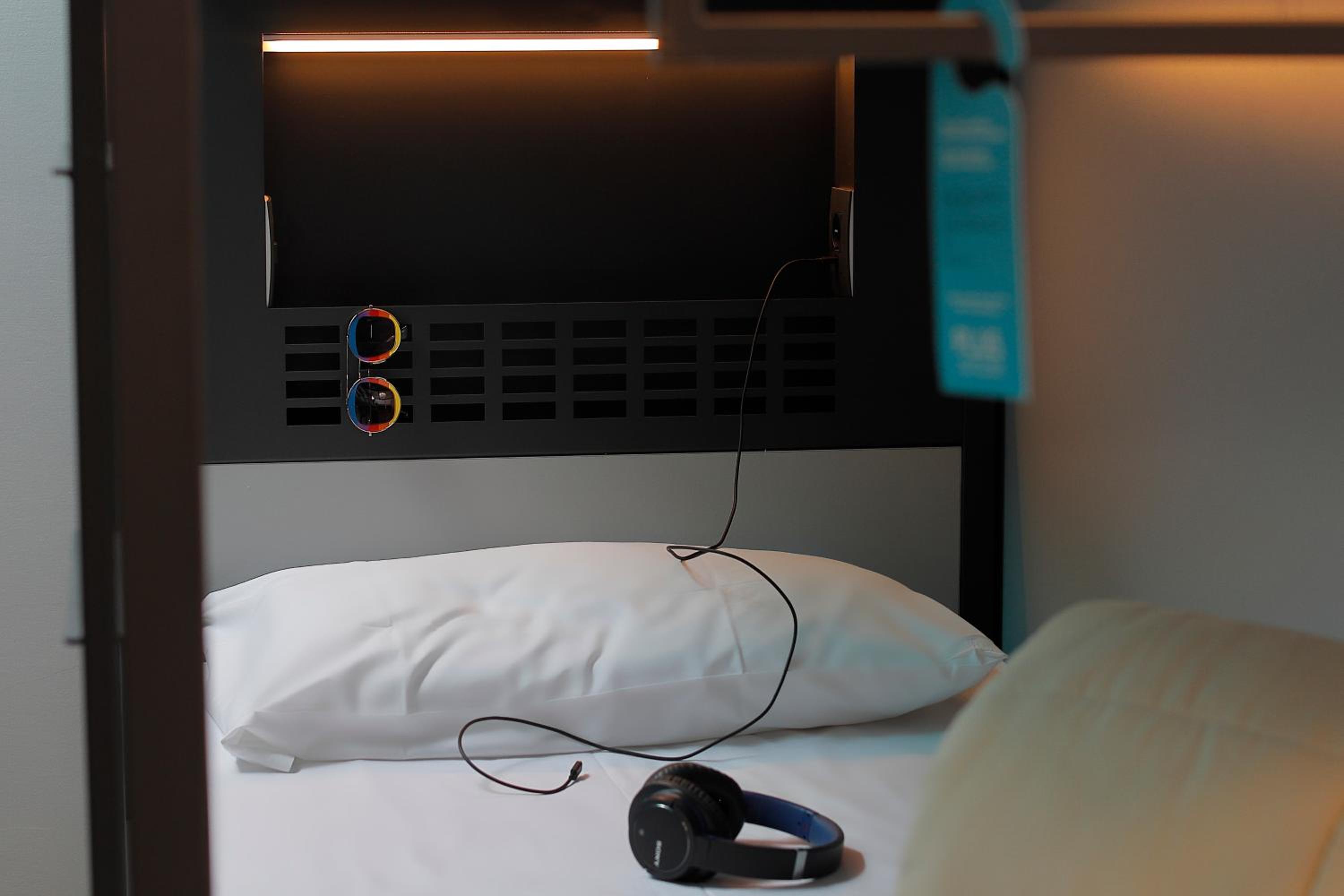 Bed in 4-Bed Mixed Dormitory Room photo 3
