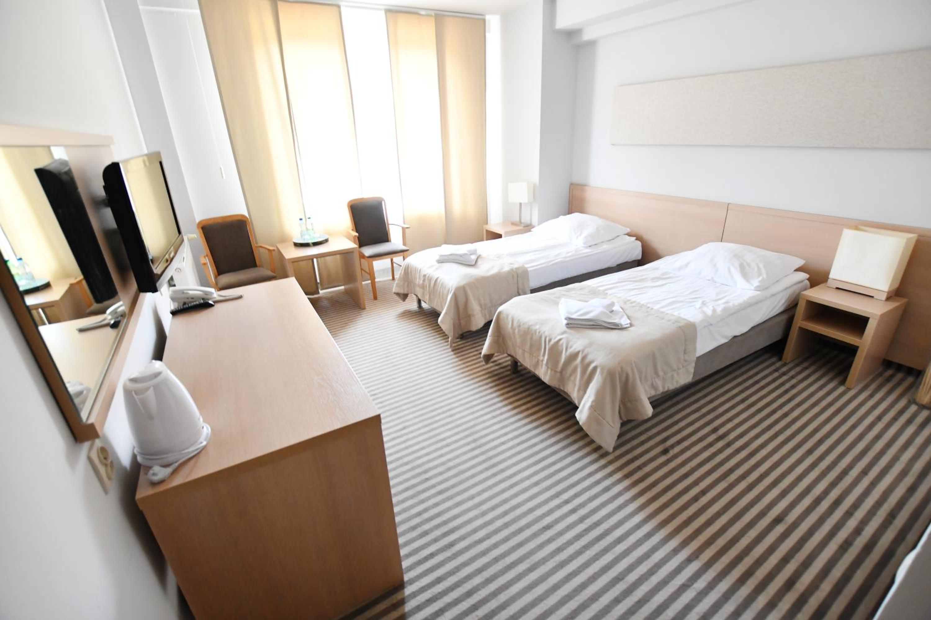 Comfort Double or Twin Room - Photo 9