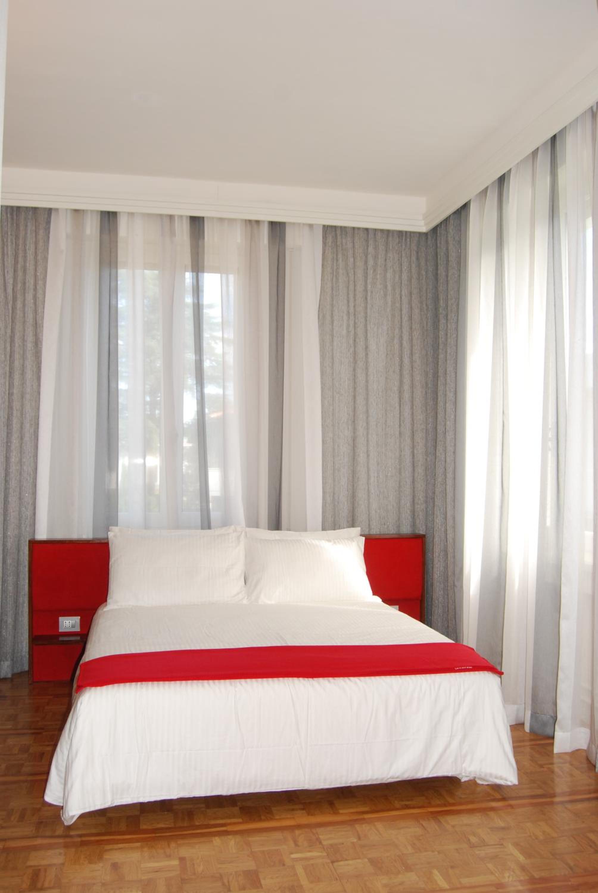 Deluxe Triple Room photo 3