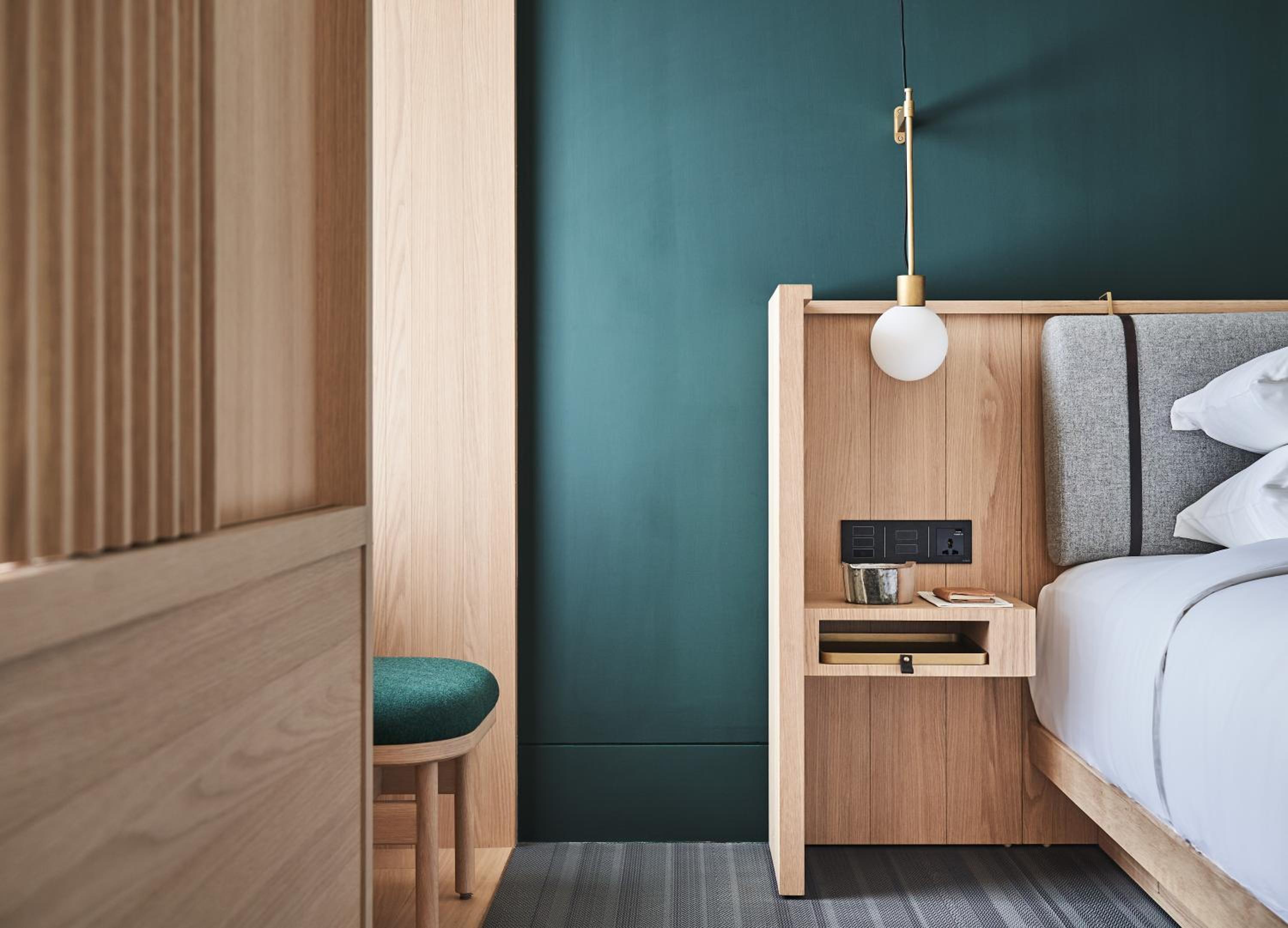 Essential King Room with City View and Balcony photo 2