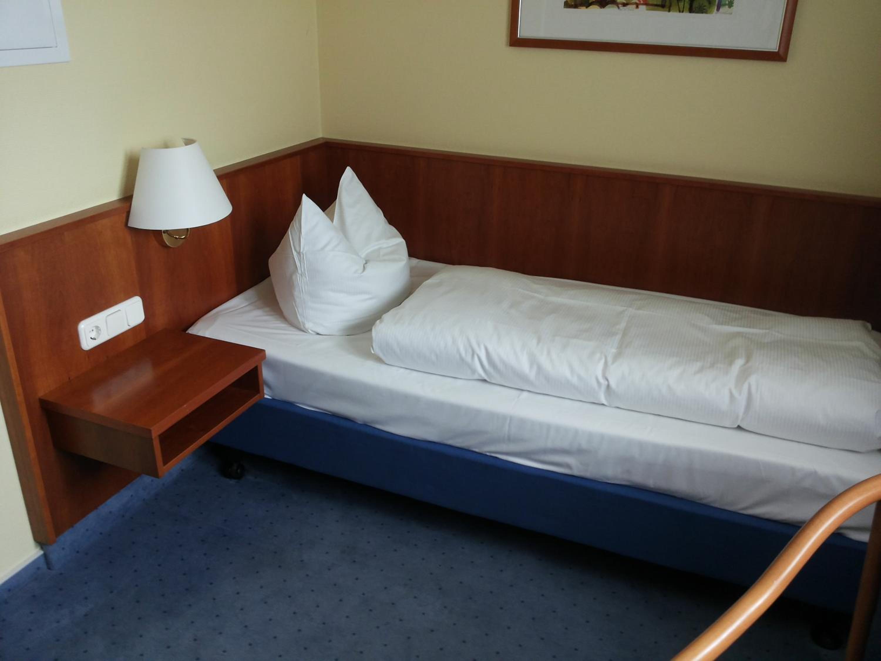 Single Room photo 3
