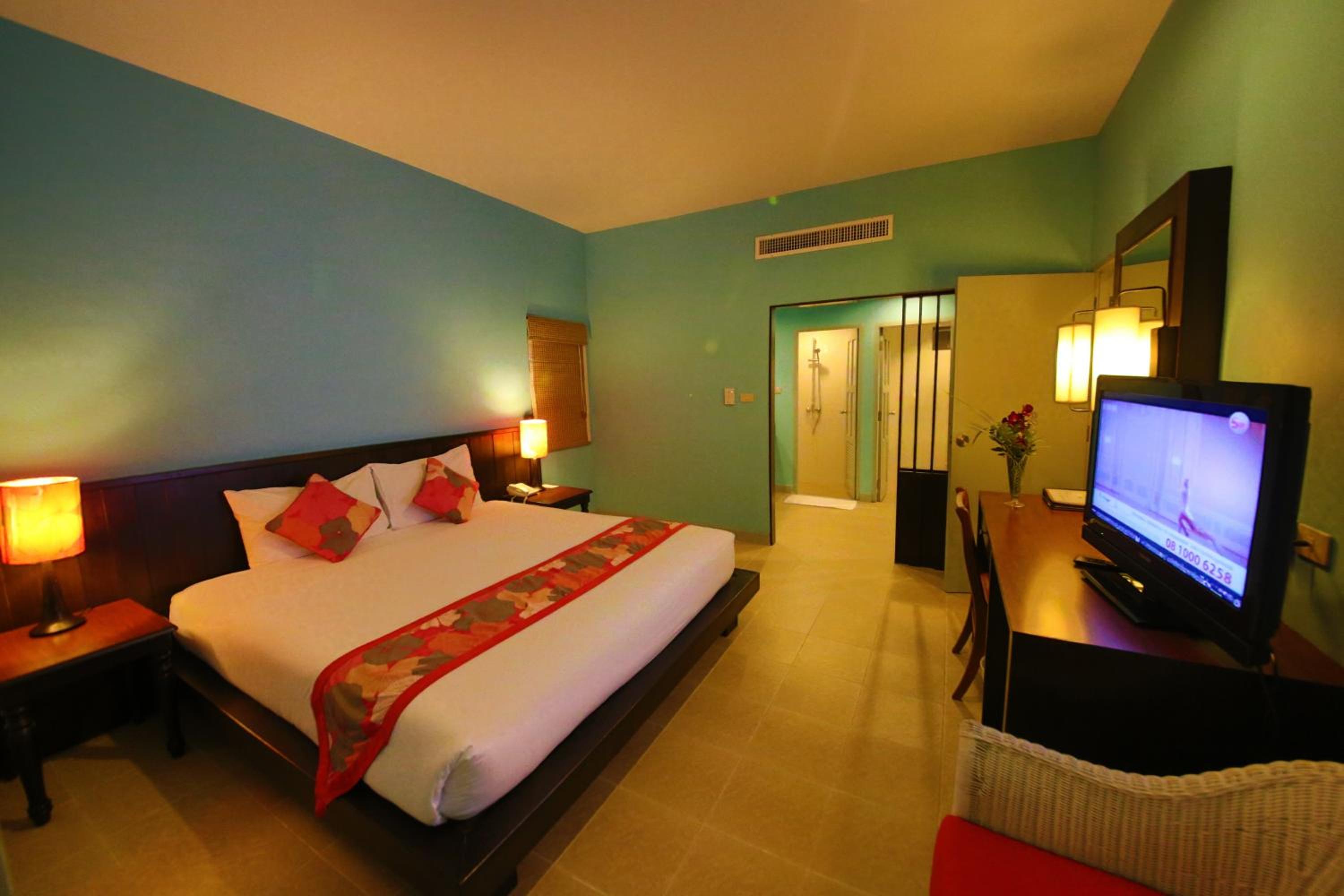 room photo