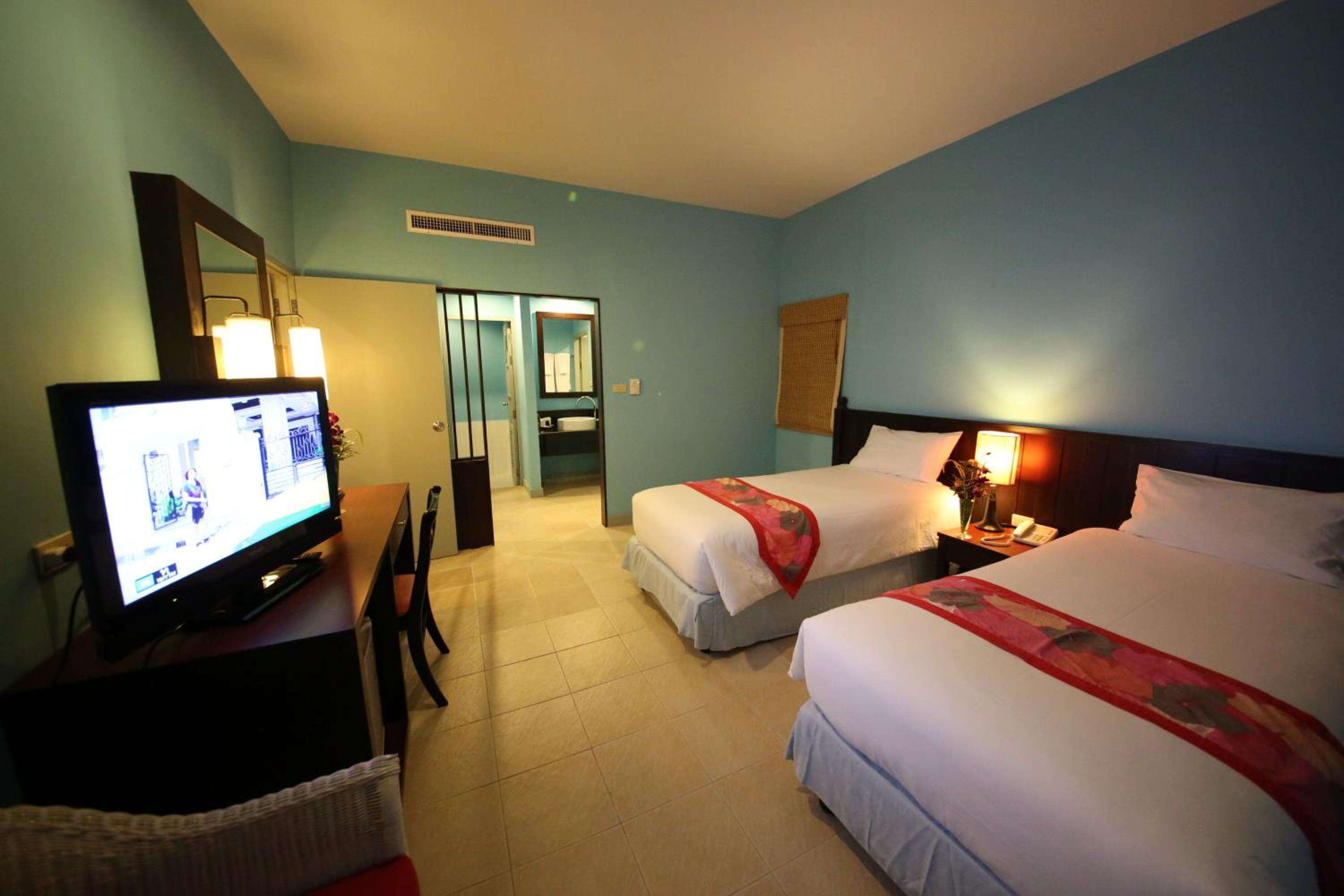 room photo