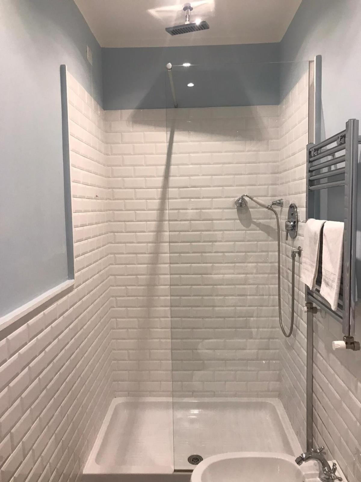 Deluxe Double or Twin Room photo 2