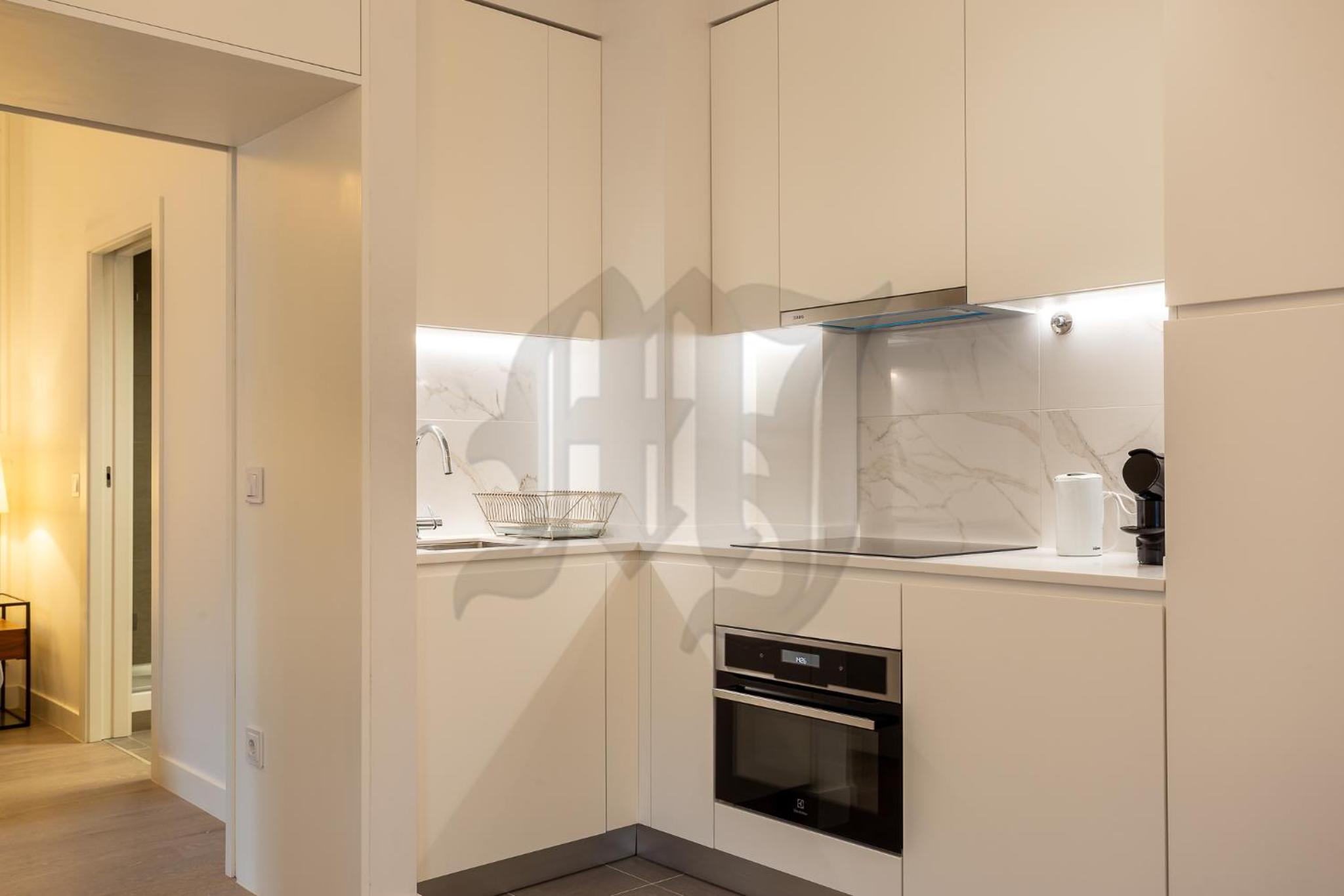 One-Bedroom Apartment - Photo 27