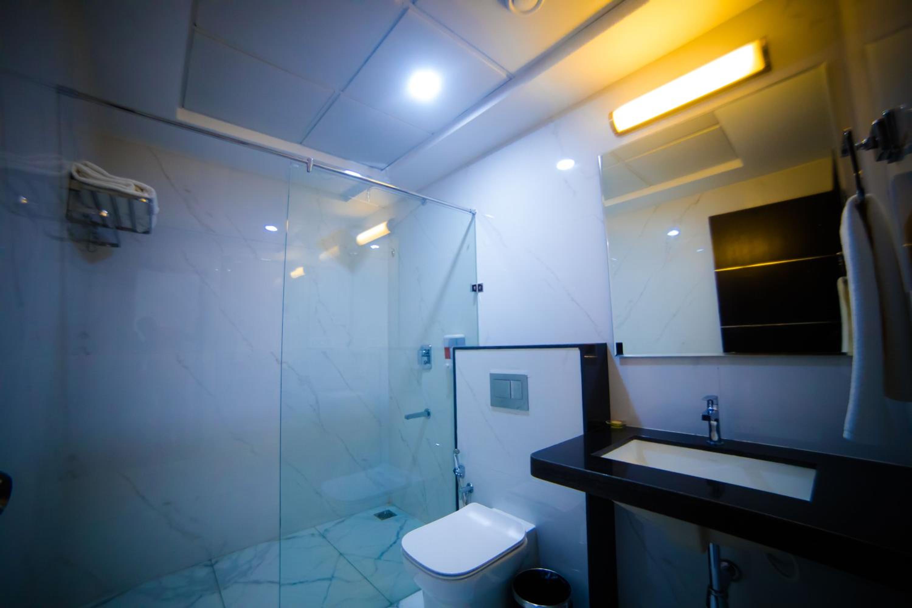 Deluxe Double Room - Photo 2