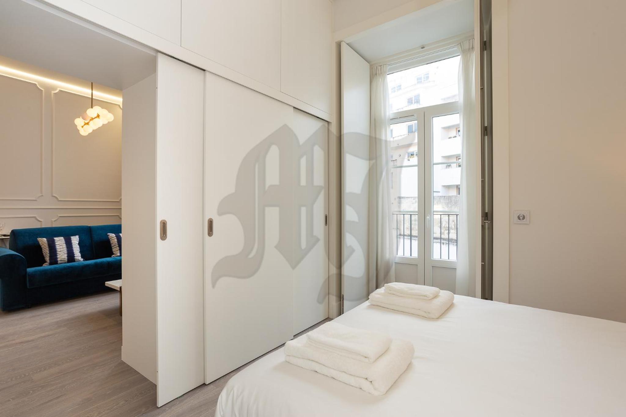 One-Bedroom Apartment - Photo 13