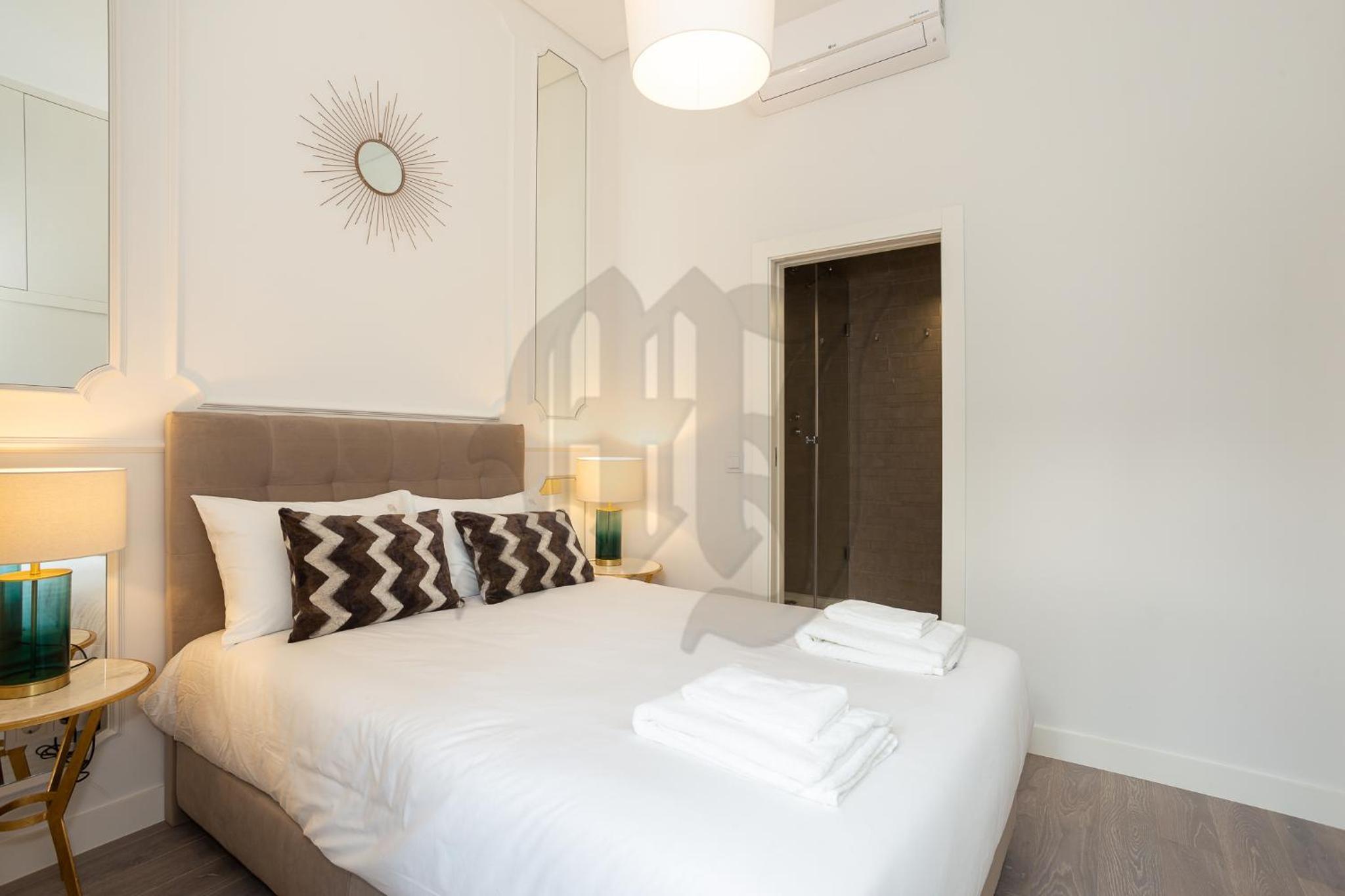 One-Bedroom Apartment - Photo 14