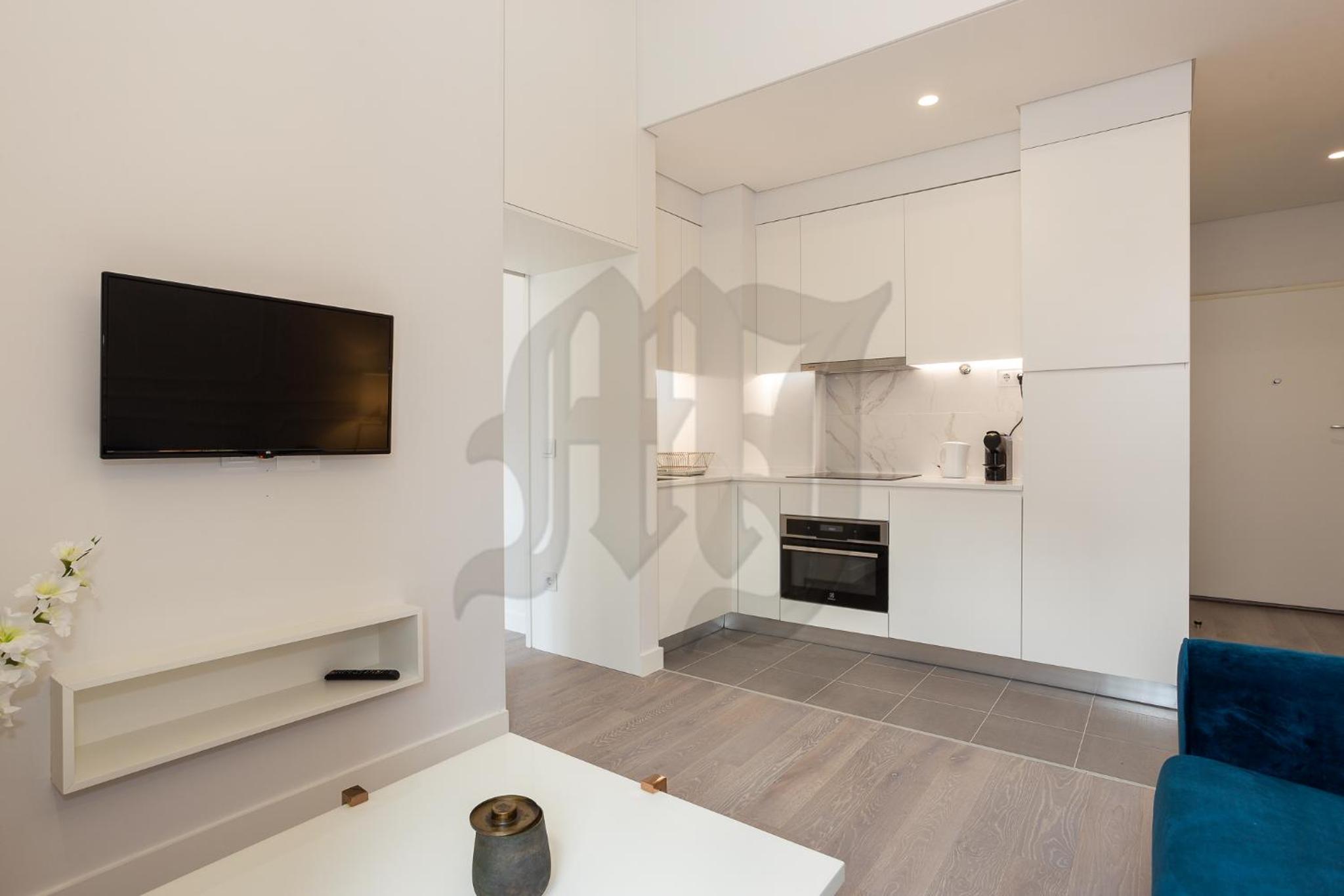 One-Bedroom Apartment - Photo 18