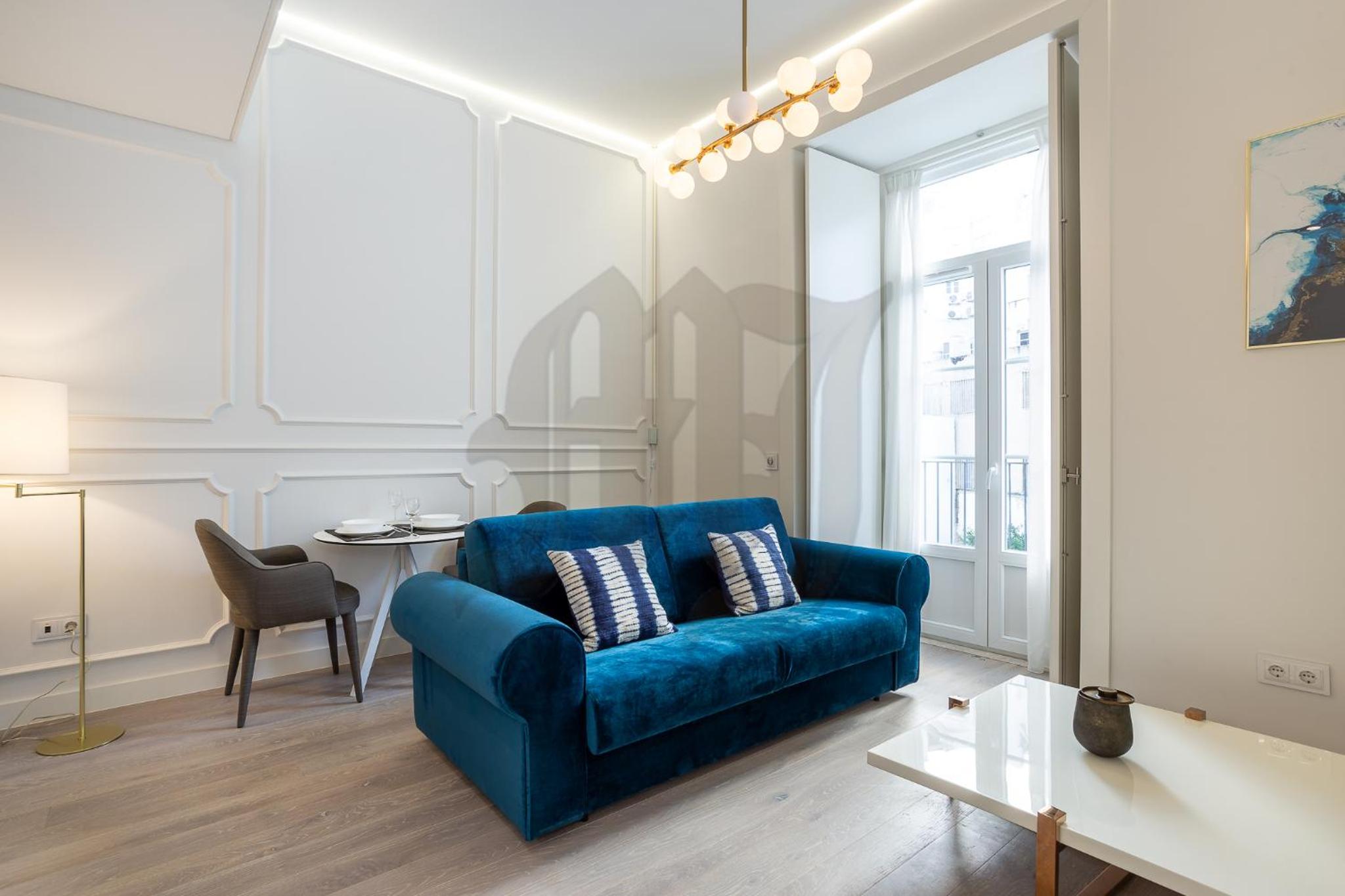 One-Bedroom Apartment - Photo 19