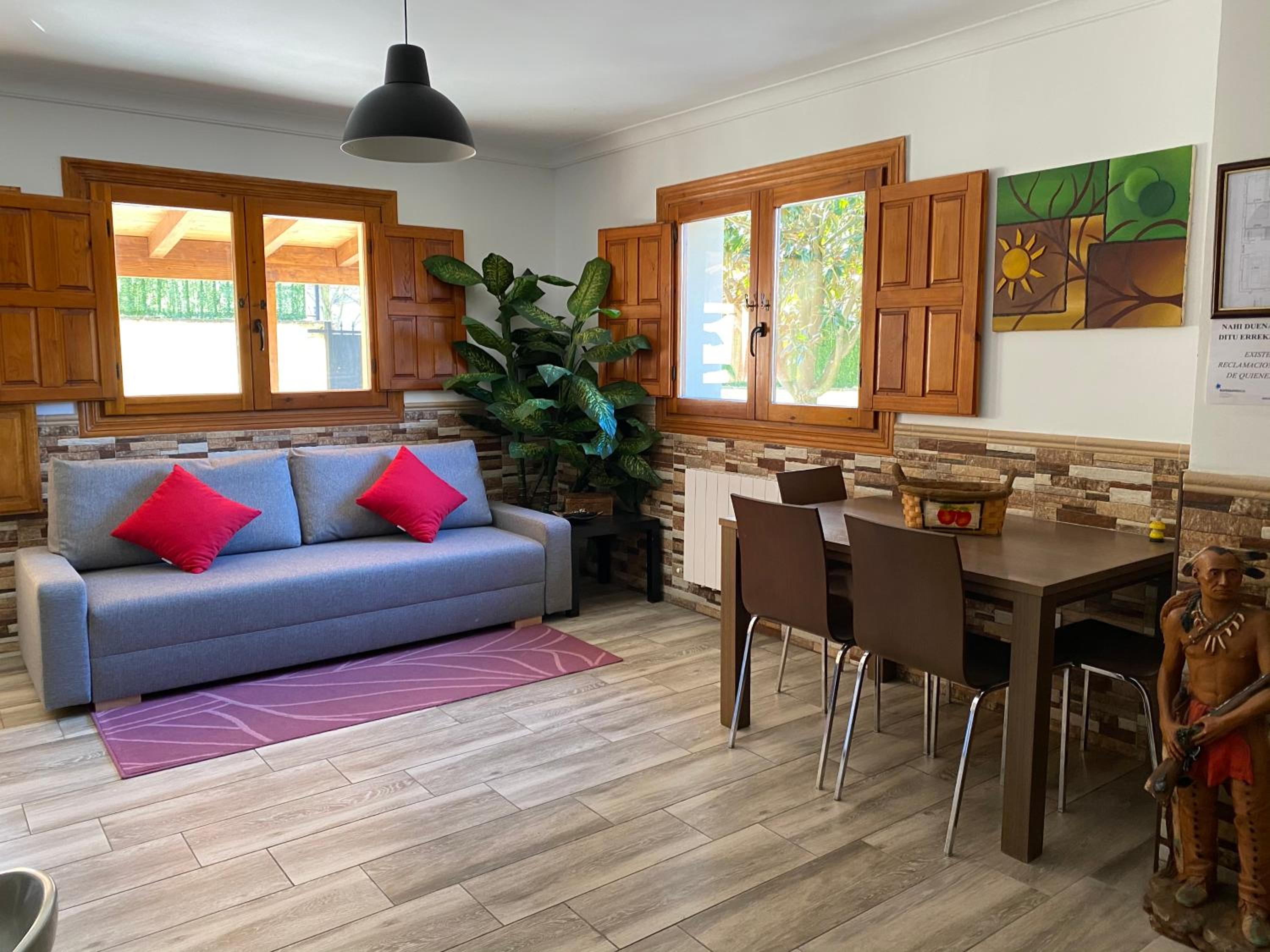 Two-Bedroom House photo 2