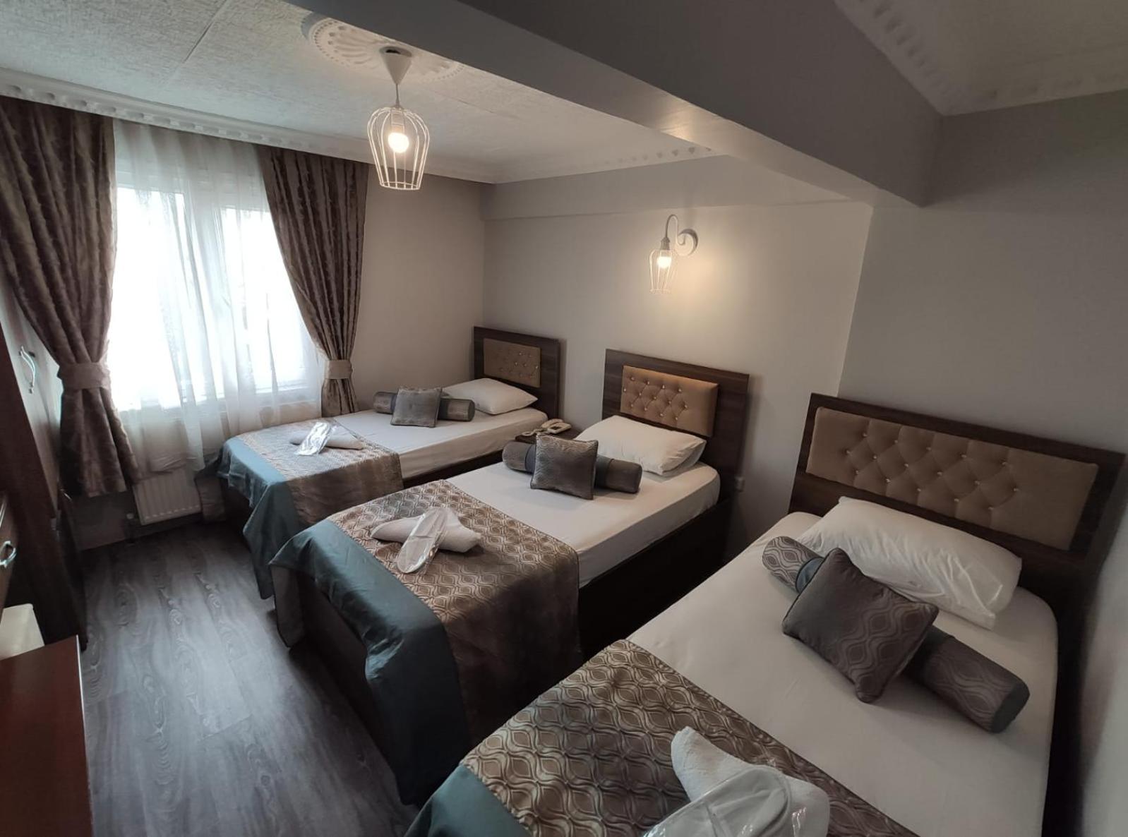 Deluxe Triple Room photo 1