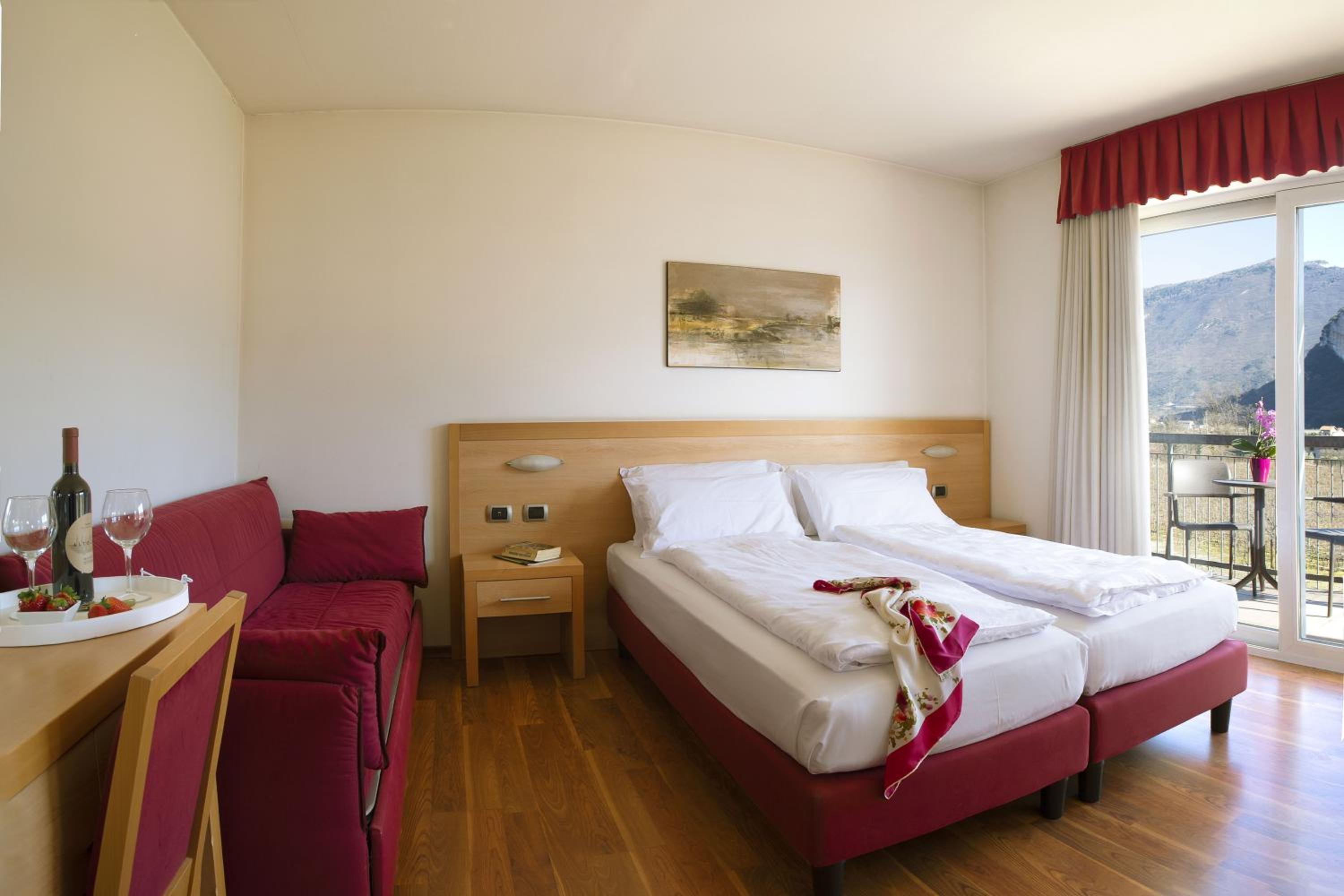 Standard Twin Room photo 2