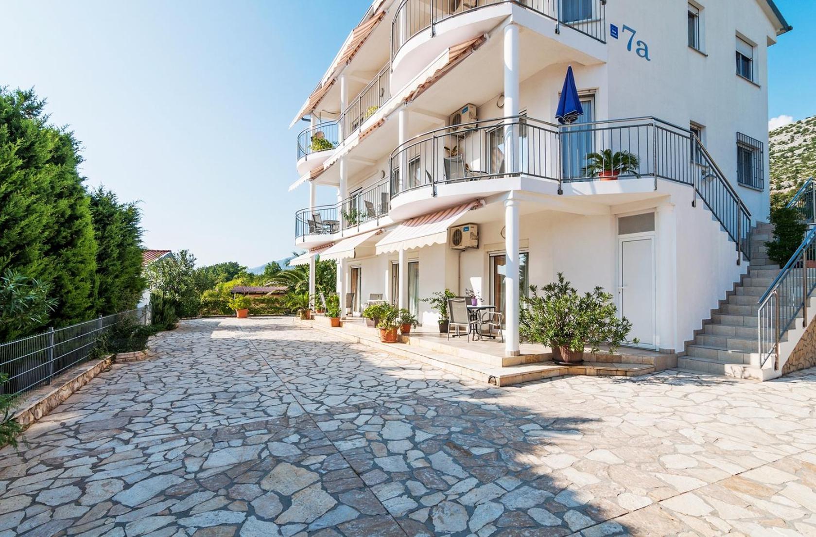Apartment with Terrace
