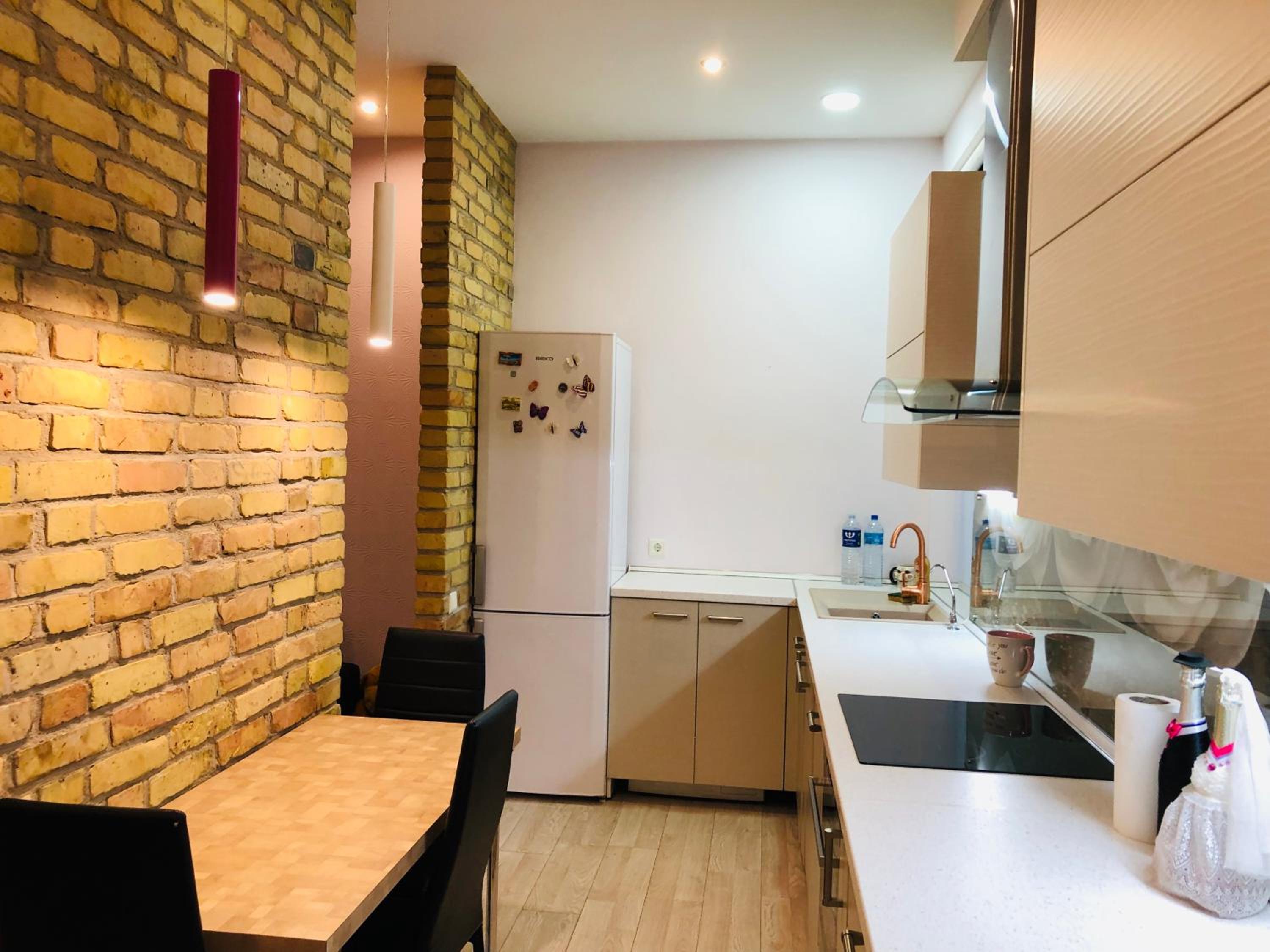 One-Bedroom House - Photo 12
